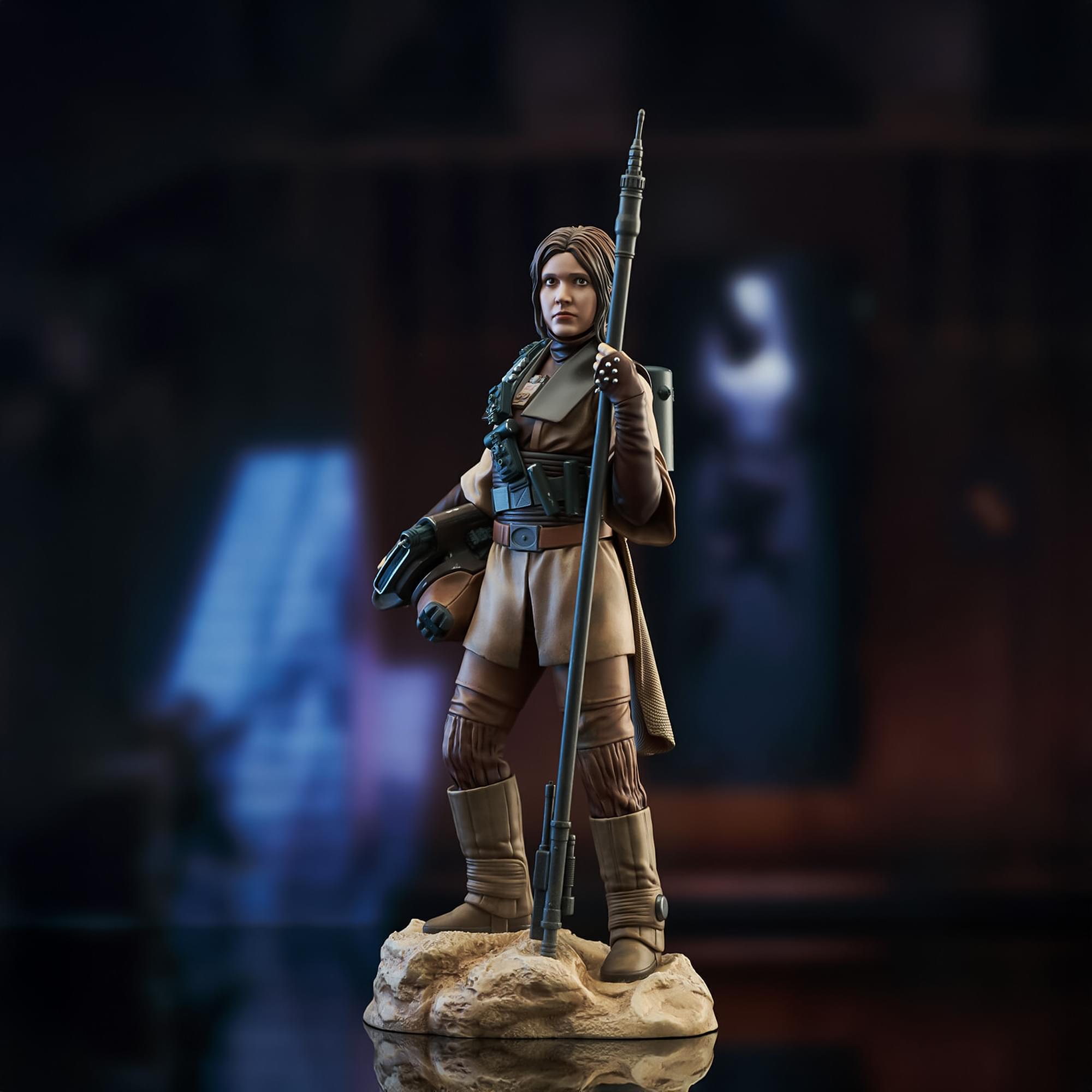 Alt View 4. Diamond Select Toys - Star Wars: Return of the Jedi Leia as Boushh Premier Collection 1:7 Scale Statue - Multi-Colored.