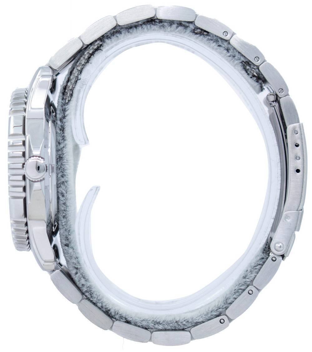 Left. RATIO - Free Diver Professional 200M Sapphire Quartz 36JL140 Men's Watch - Black.