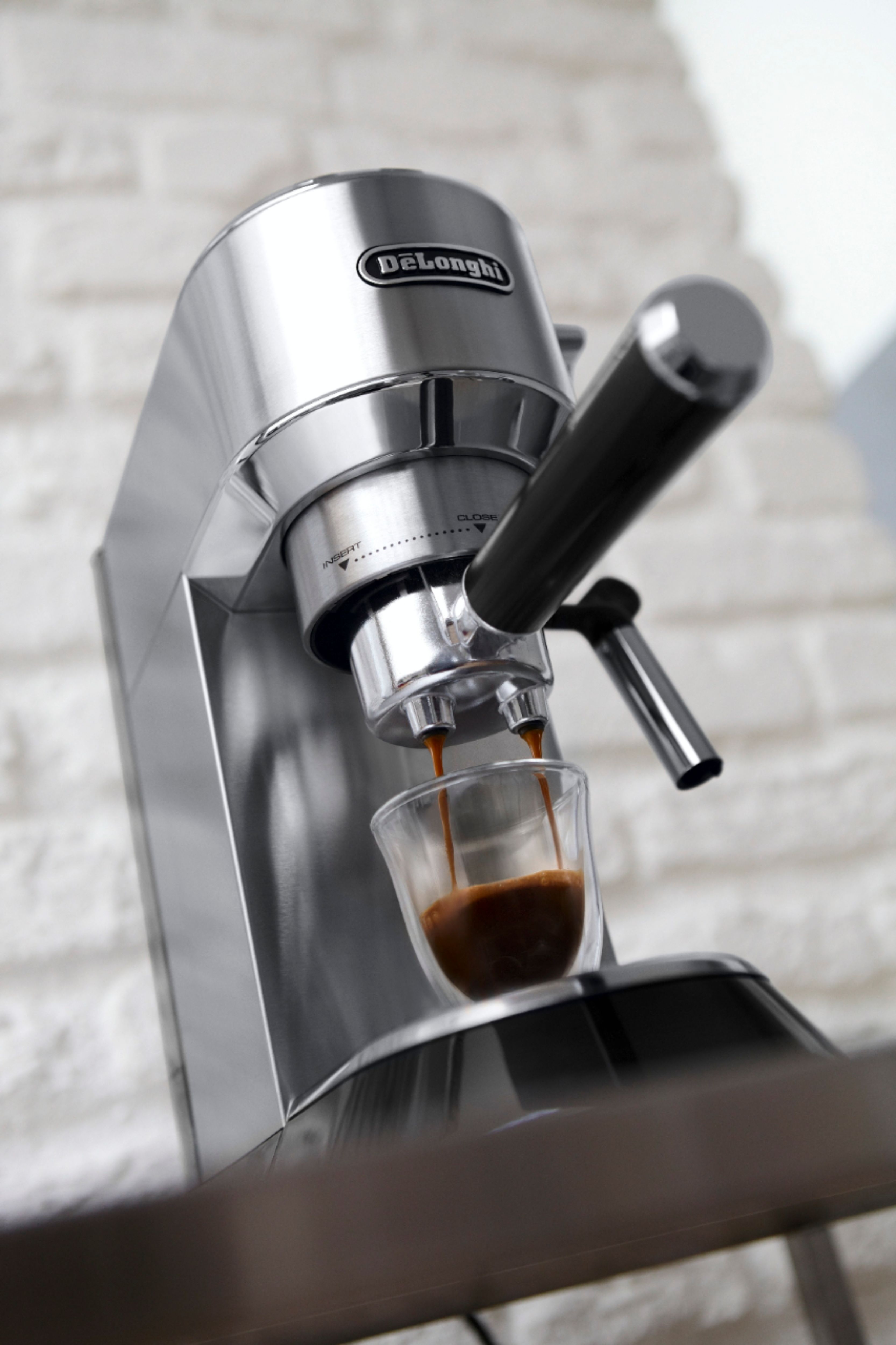 Best Buy: De'Longhi DEDICA Espresso Machine with 15 bars of