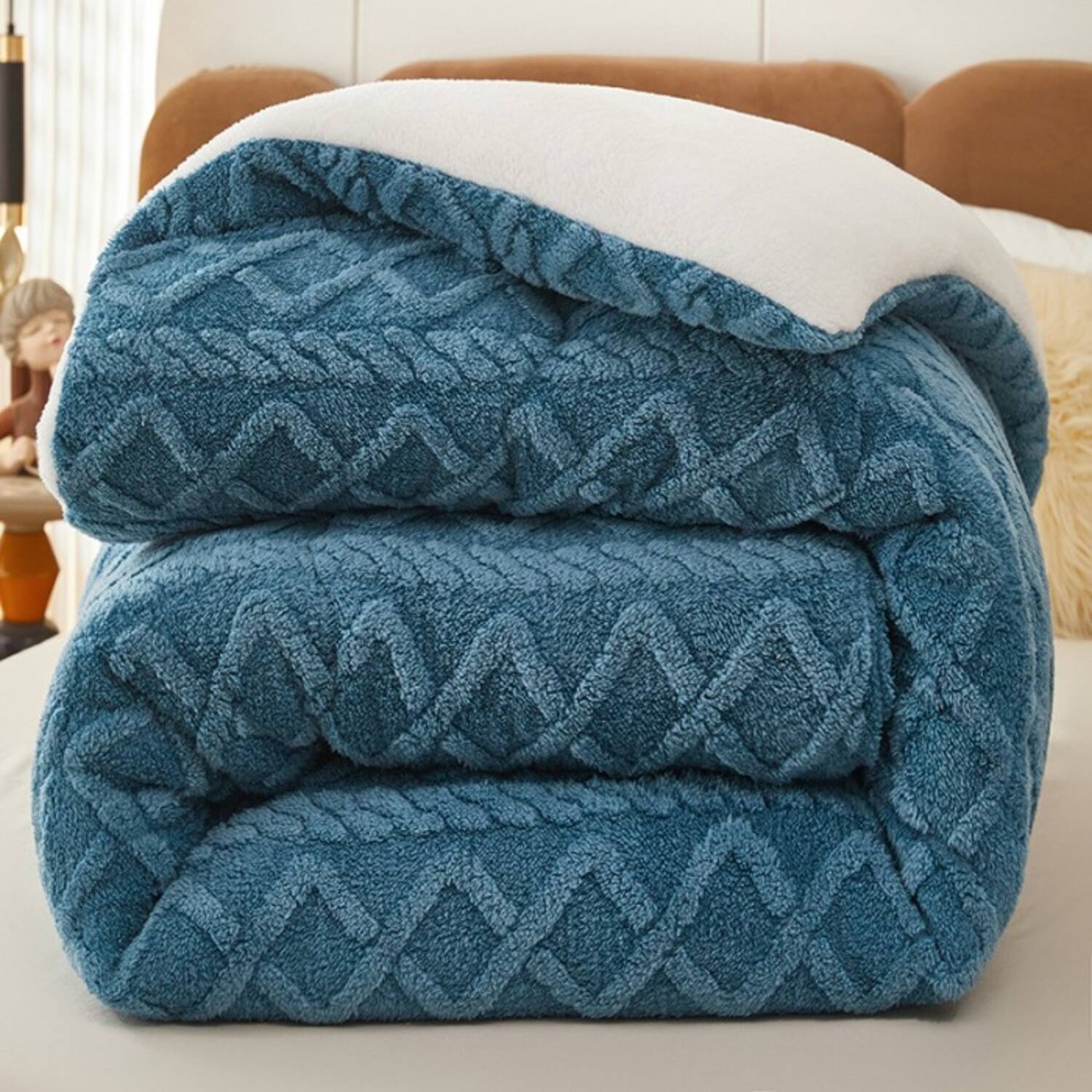 Angle. Shatex - warm and thick full 3 pieces comforter set extremely soft and comfortable - blue.