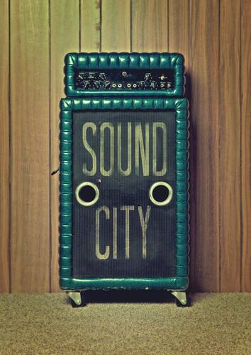 Front. Sound City: Real to Reel   - DVD.
