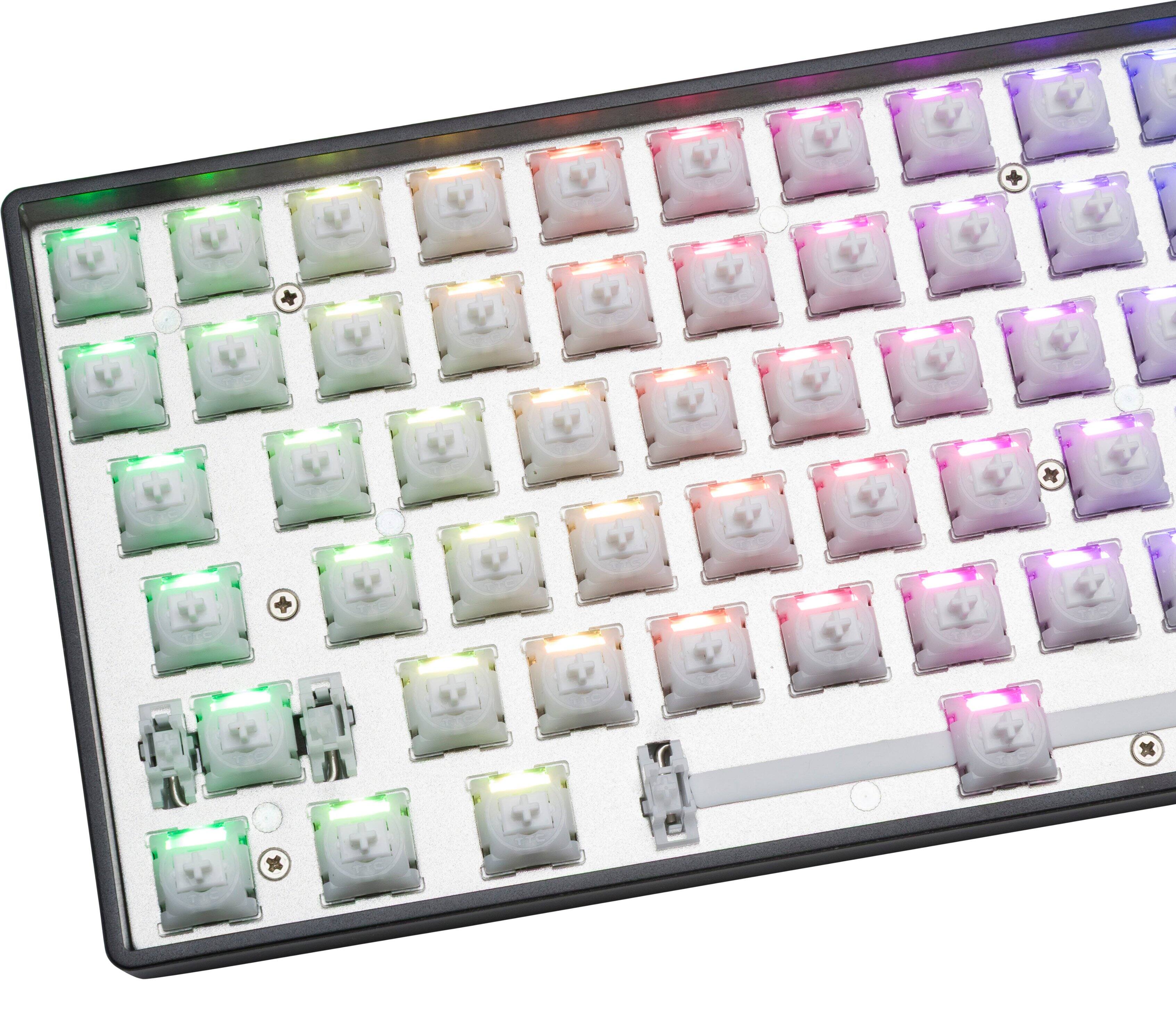 Alt View 8. Higround - Basecamp 75+ - BLACKICE.