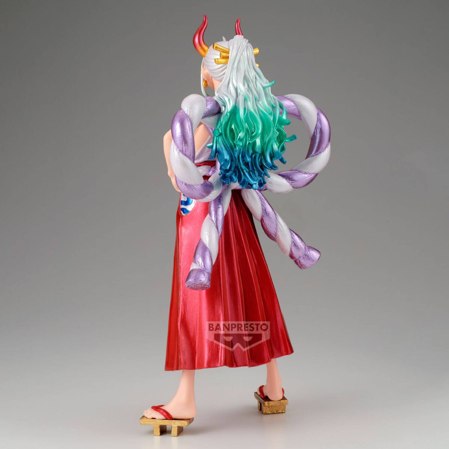 Alt View 2. PopMarket - Banpresto - One Piece - King of Artist - Yamato Special Ver. Statue   - COLLECTIBLES - Multicolor.