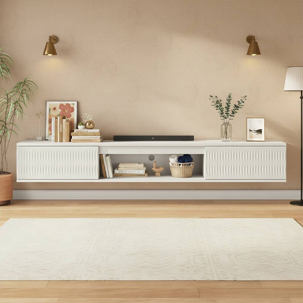 i | S - adidas - a c.... CC 202 eial1 L'D -