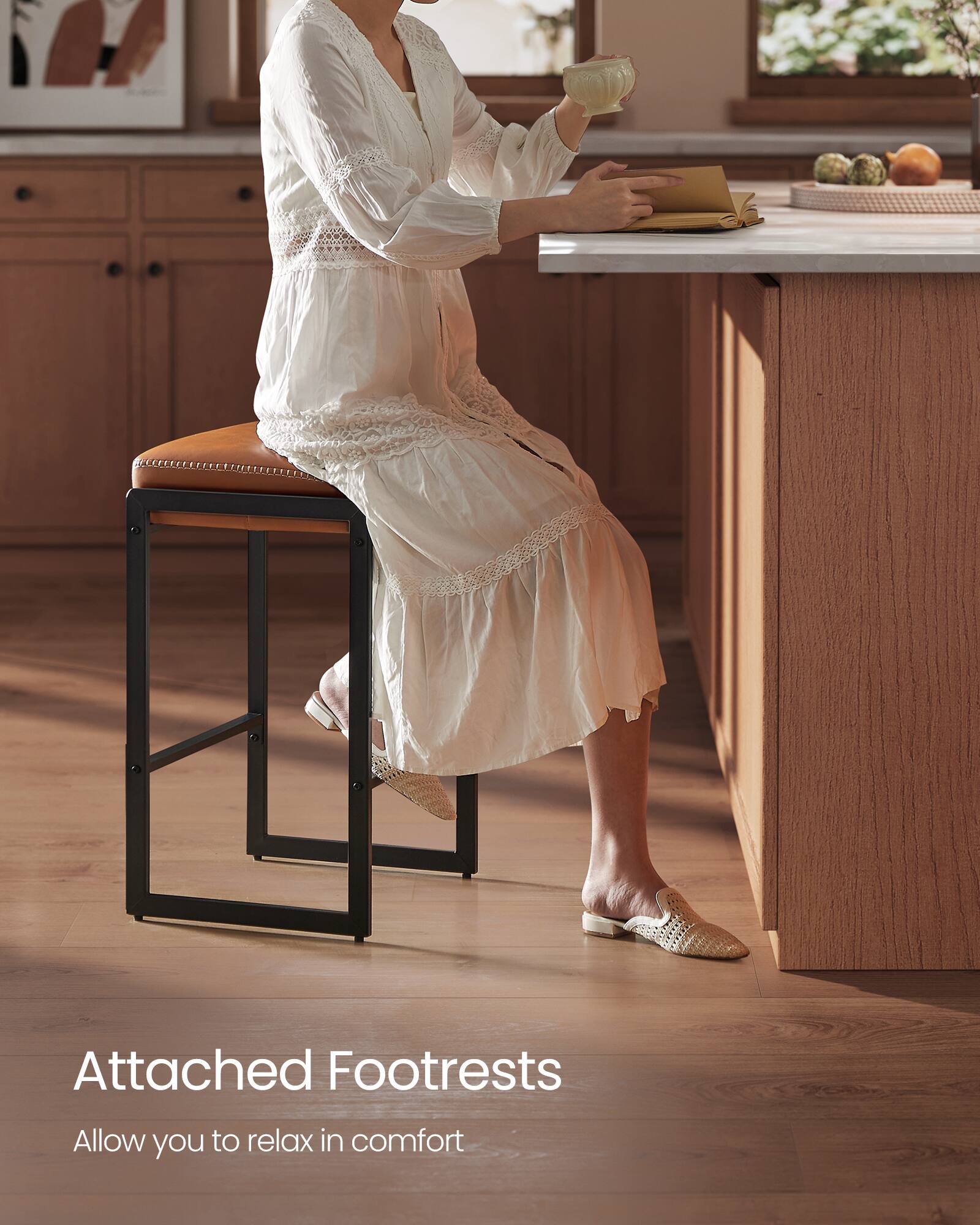 Attached Footrests  
Allow you to relax in comfort