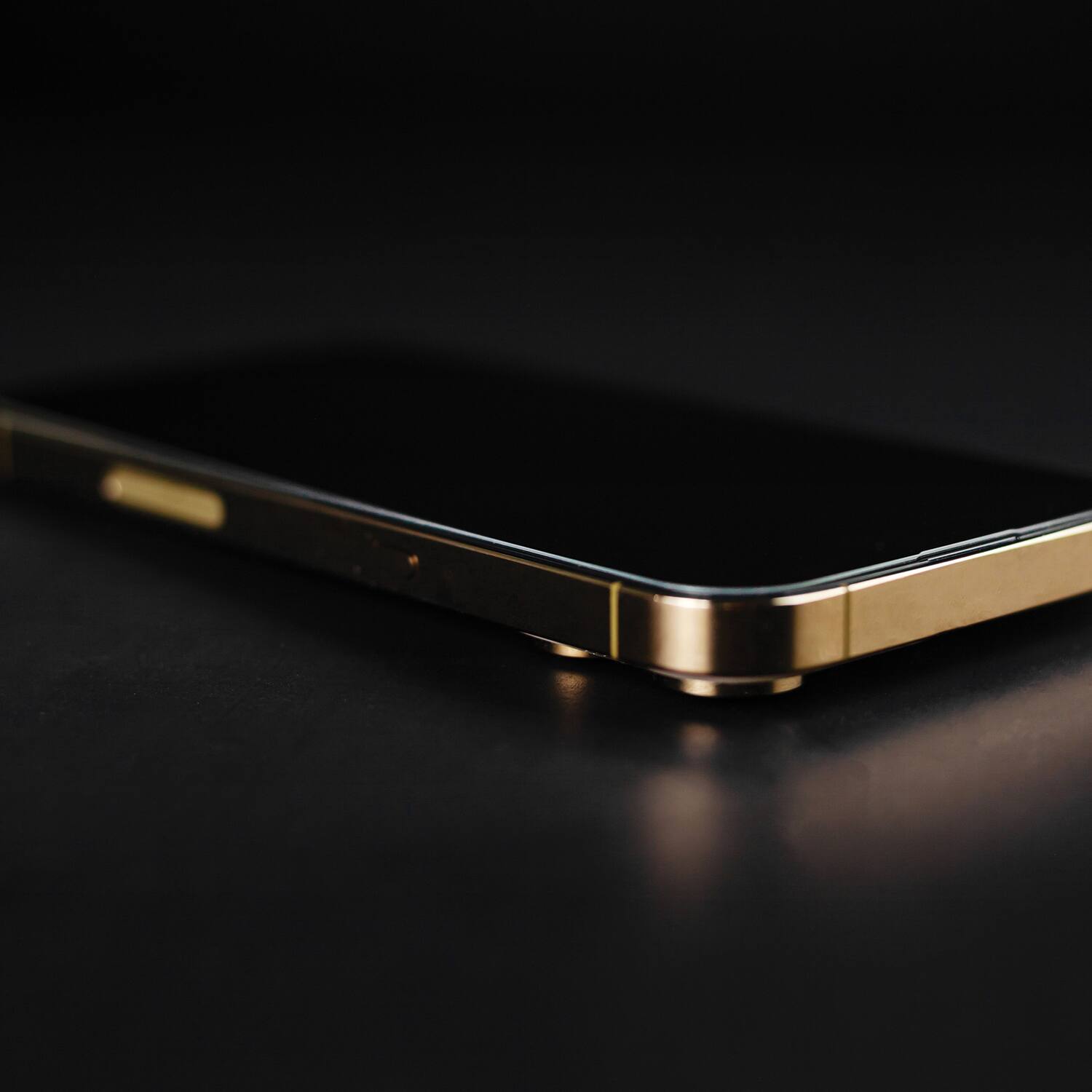 Back. Cellhelmet - Tempered Glass Screen Protector for iPhone 15 Plus - Clear.