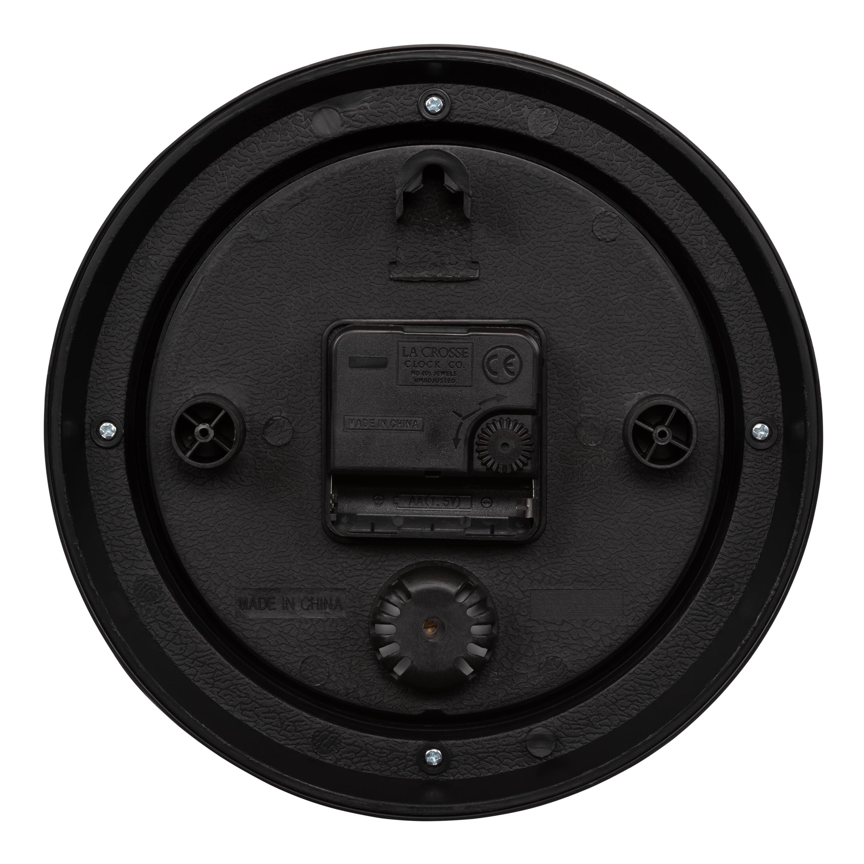 LA CROSSE CLOCK CO.  
MODEL: A0  
MADE IN CHINA  

MADE IN CHINA