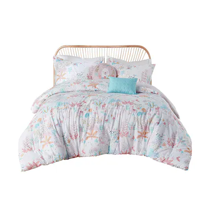 Front. Gracie Mills - Gracie Mills Illyria Reversible Animals Print Cotton Comforter Set - Blush.