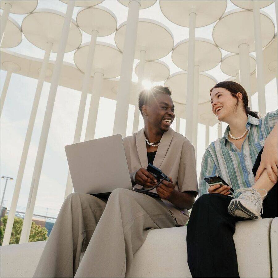 Alt View 2. Verbatim - Verbatim Charge 'n' Go Magnetic Wireless Power Bank 5000 mAh - Green - For Smartphone - 5000 mAh - 20 W - USB Type-C.