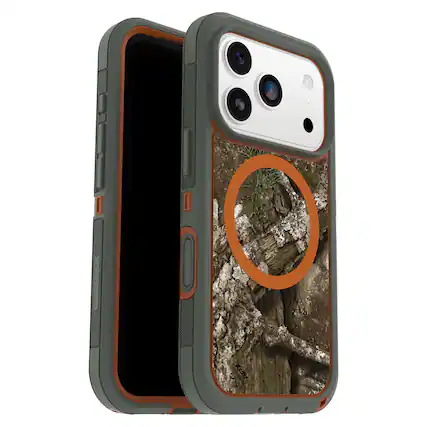 Front. OtterBox - Defender Series Pro XT Hard Shell for Apple iPhone 17 Pro - Green.