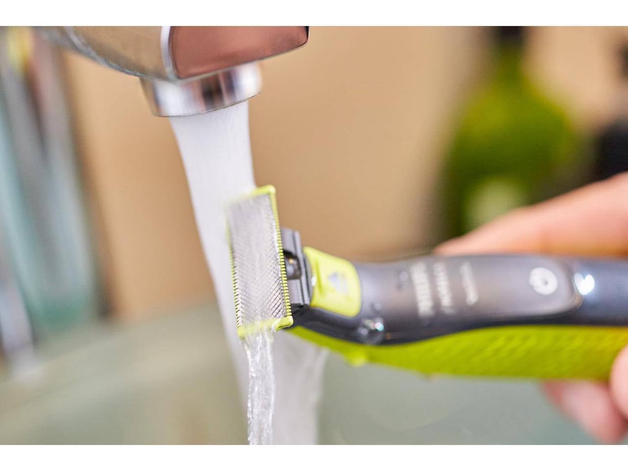 Alt View 7. Norelco - Philips Norelco OneBlade Original Face, Electric Razor and Styler, QP1424/70.