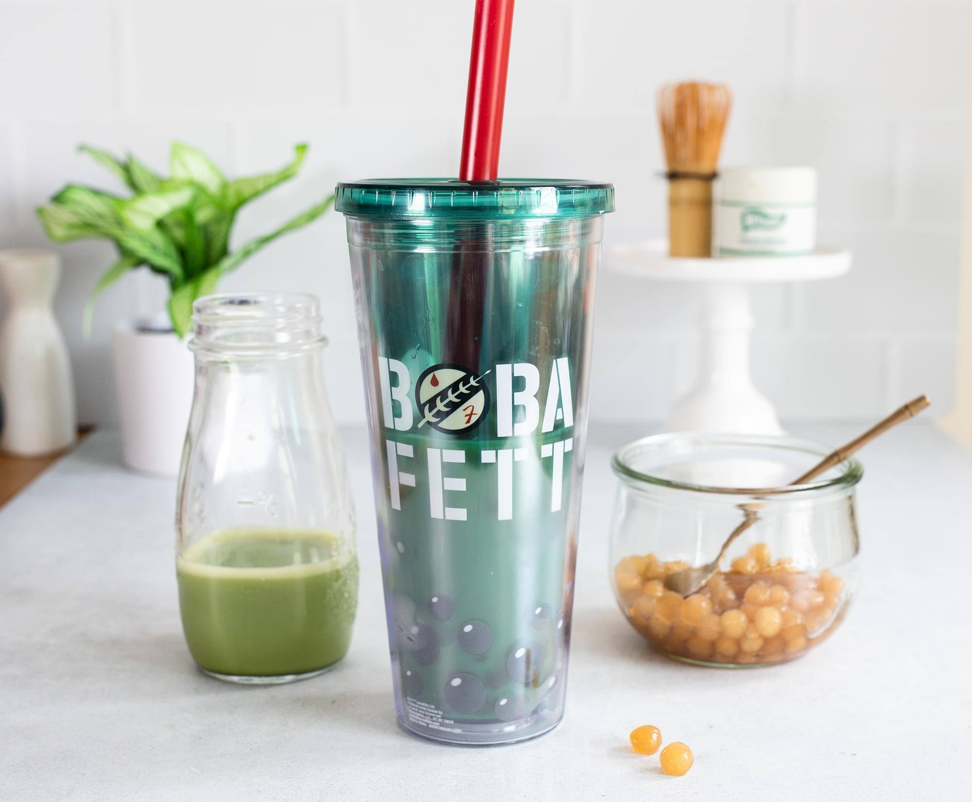 Alt View 4. Silver Buffalo - Star Wars Boba Fett Plastic Carnival Cup with Lid and Straw | 24 Ounces - Green.