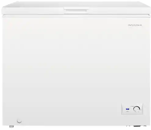 Front. Insignia™ - 7 Cu. Ft. Manual Defrost Garage-Ready Chest Freezer - White.