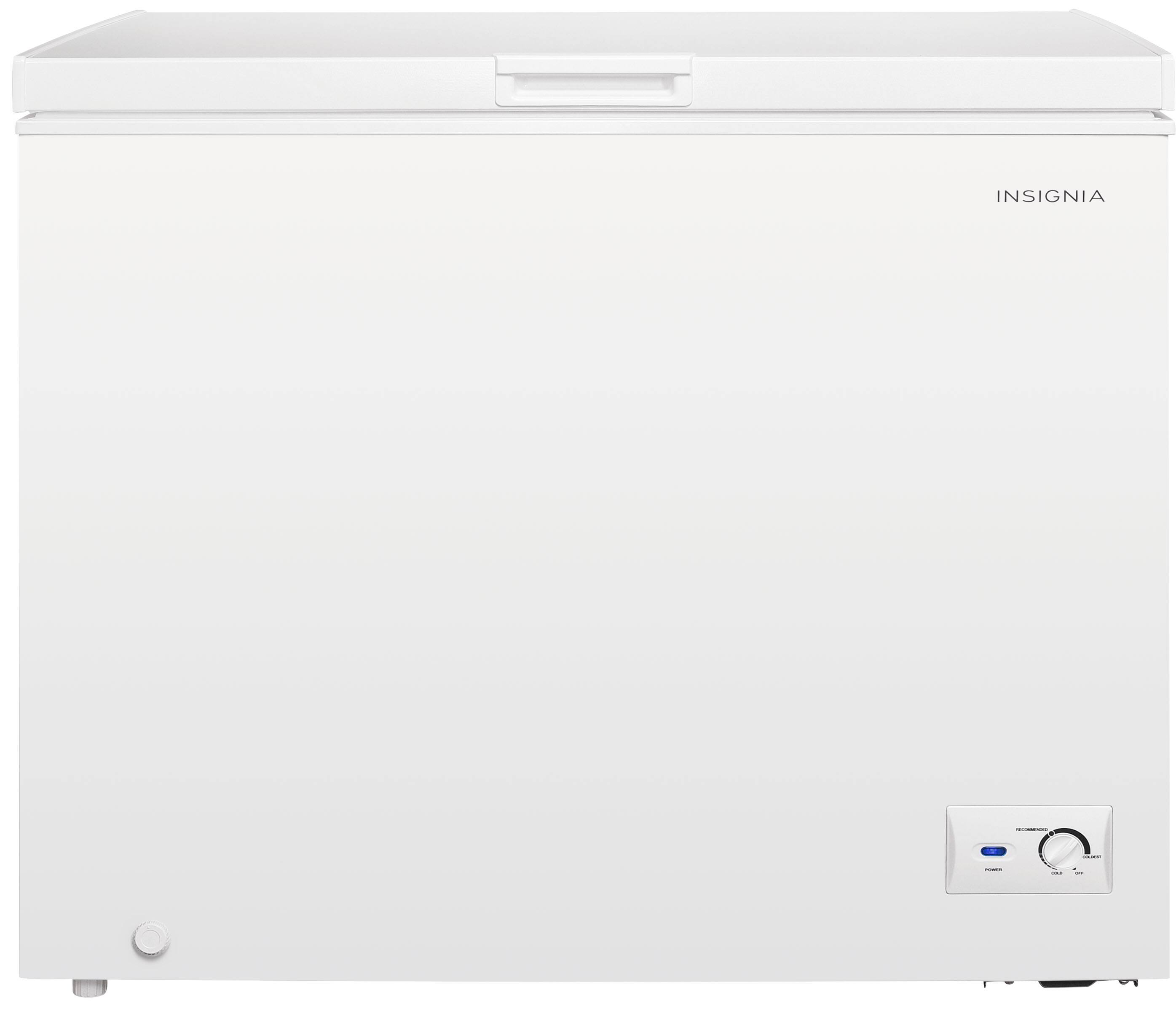 Front. Insignia™ - 7 Cu. Ft. Manual Defrost Garage-Ready Chest Freezer - White.