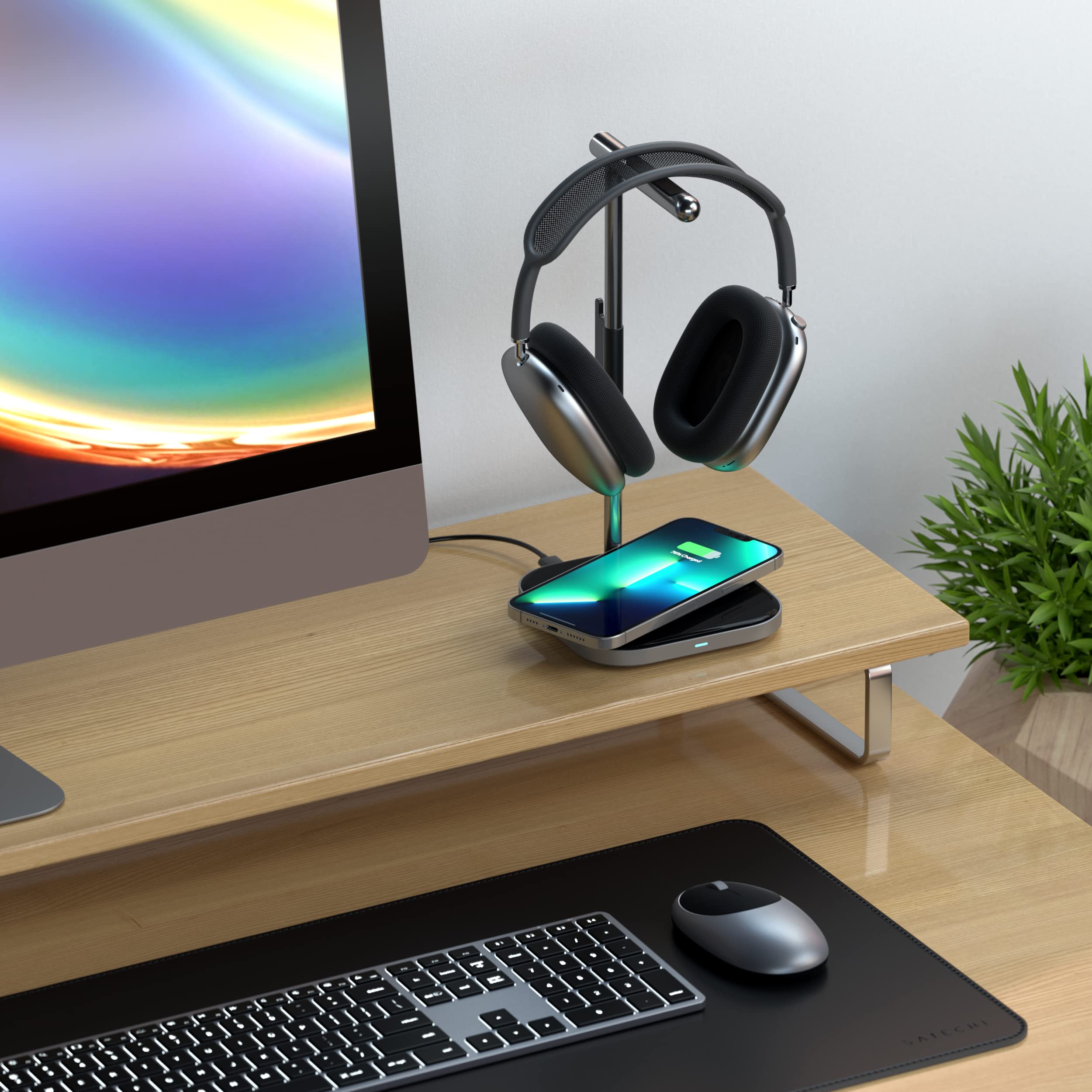 Alt View 4. Satechi - 2-in-1 Headphone Stand with Wireless Charger - USB-C, Magnetic Qi for iPhone 17-12, AirPods Pro - Space Gray.