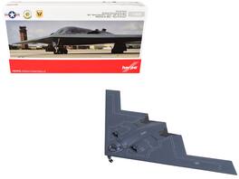Herpa - Northrop Grumman B-2A Spirit of Arizona USAF 393rd BS Tigers 509th BW Whiteman AFB 1/200 - Gray
