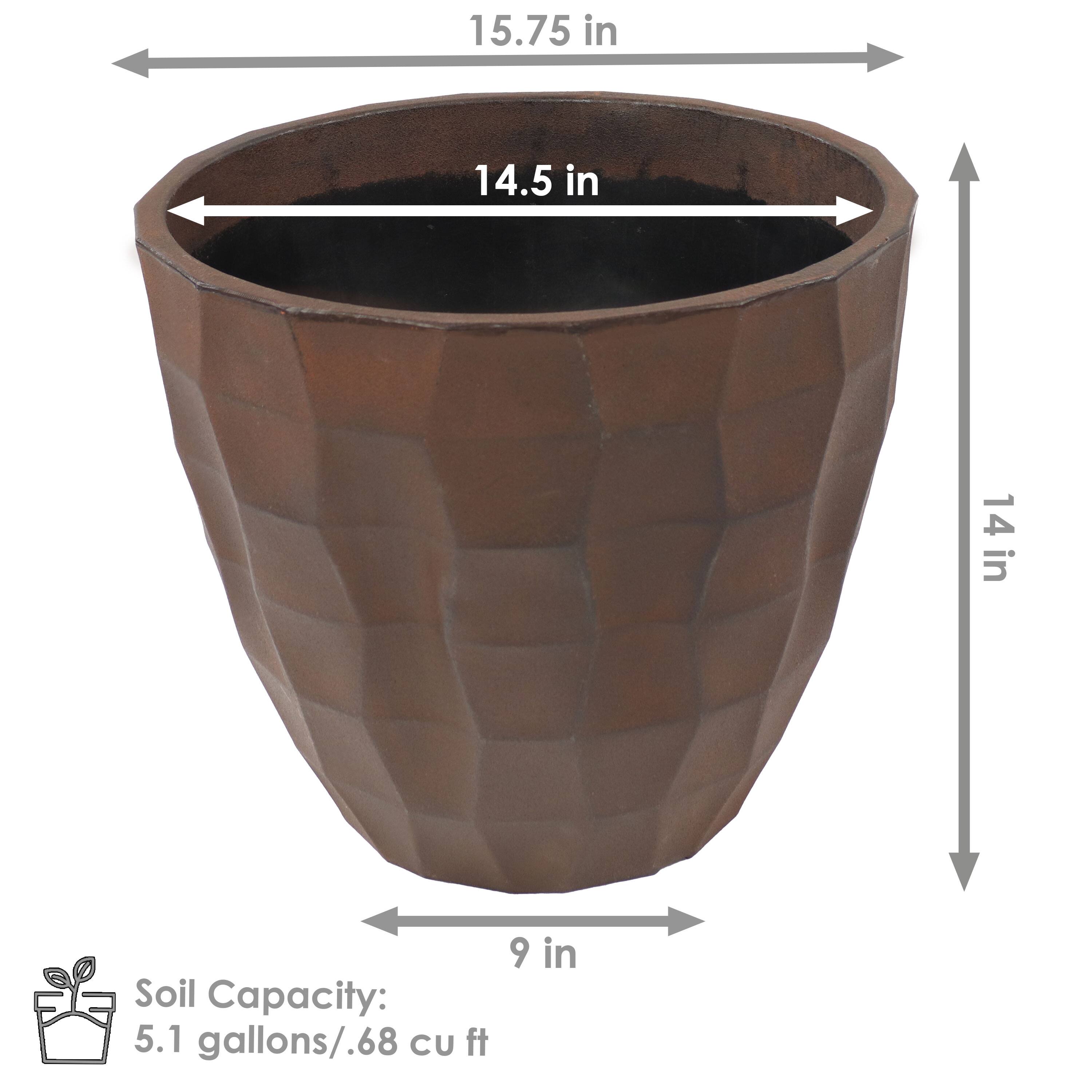 15.75 in  
14.5 in  
14 in  
9 in  

Soil Capacity: 5.1 gallons/.68 cu ft
