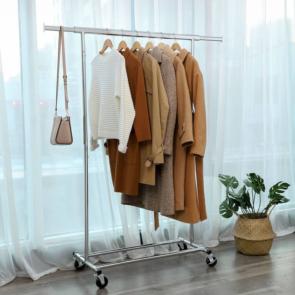 Left. Hivvago - Heavy Duty Chrome Plated Silver Metal Garment Rack Clothes Hanging Bar on Wheels - Silver.