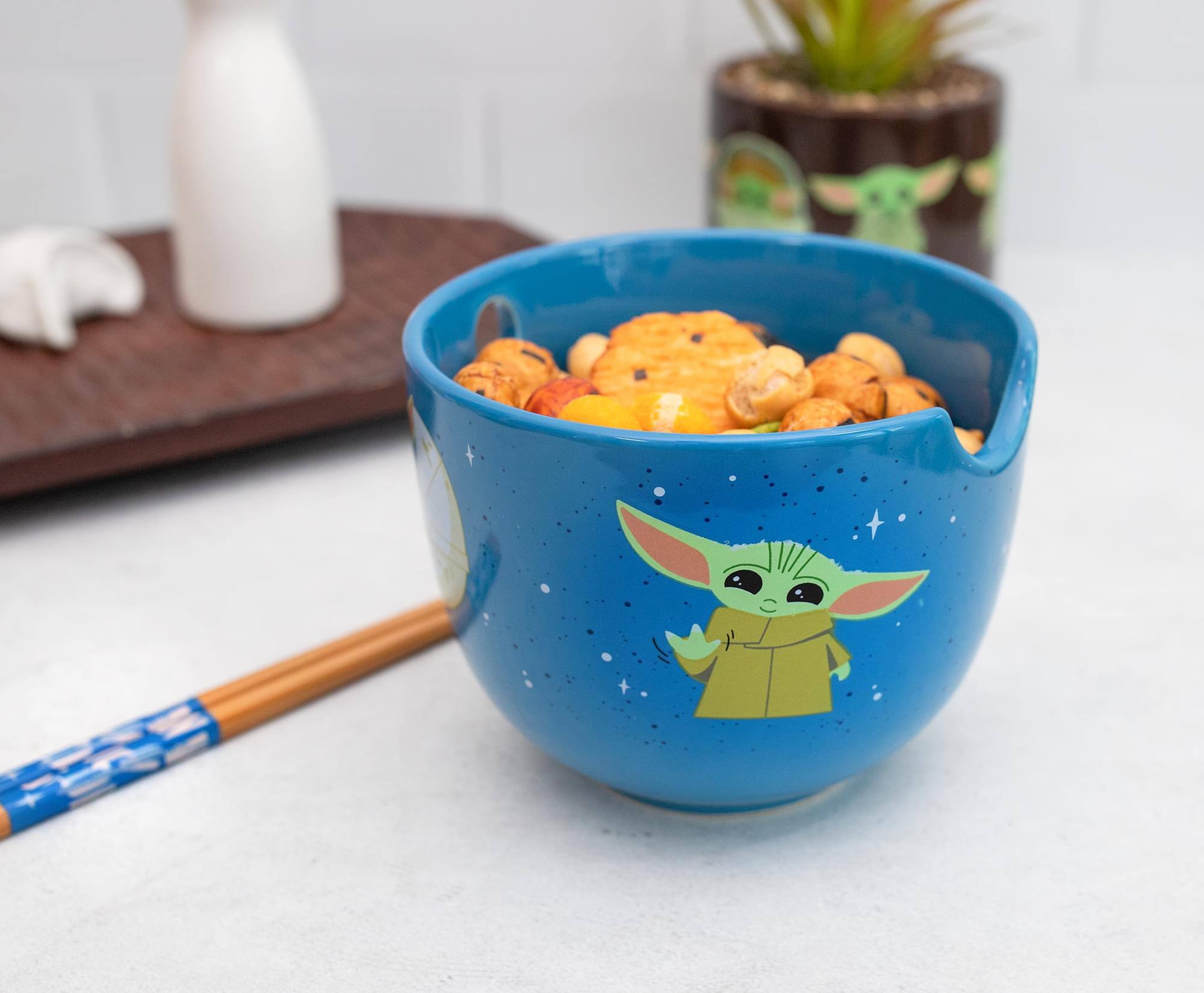 Alt View 3. Silver Buffalo - Star Wars: The Mandalorian Grogu "Nom Nom" 20-Ounce Ramen Bowl and Chopstick Set - Blue.