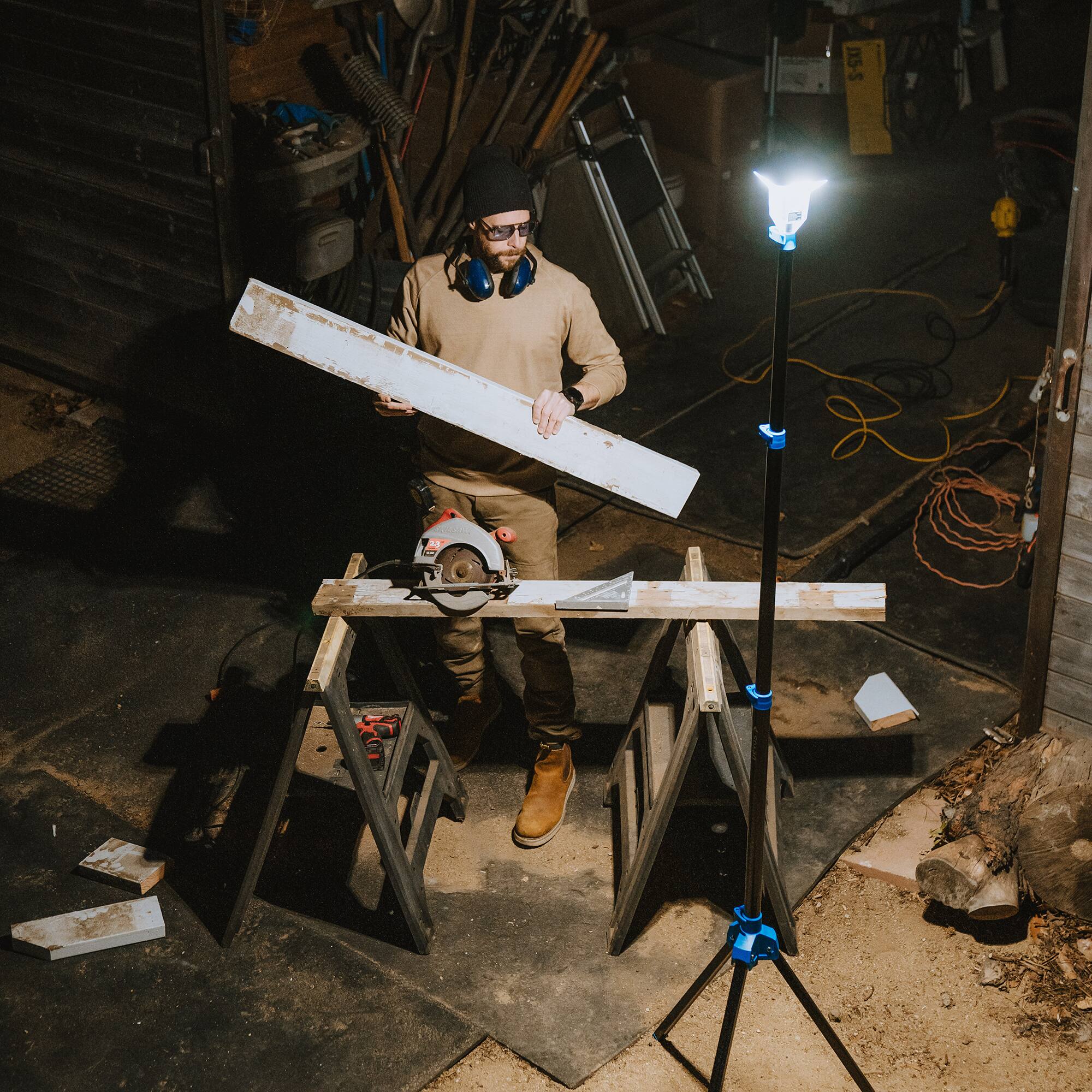 Alt View 7. Devos Outdoor - LightRanger 4000 Rechargeable 4000 Lumen Adjustable Overhead Light.