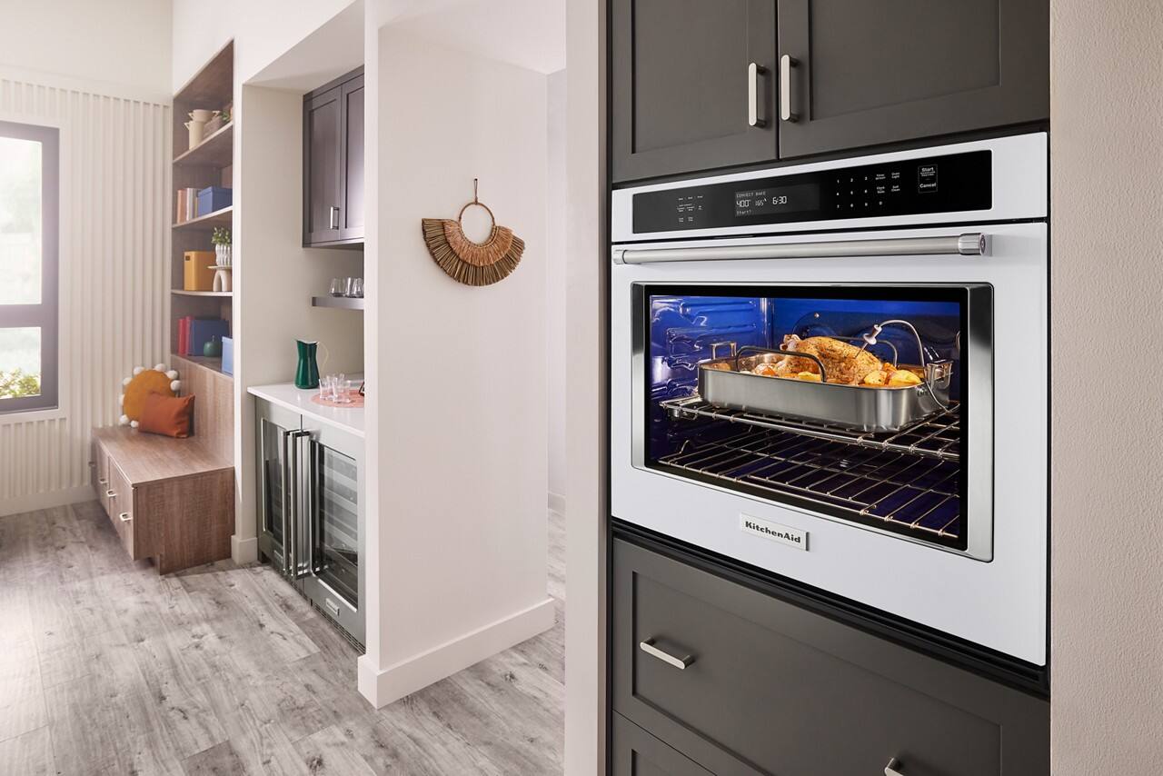 Alt View 15. KitchenAid - 30" Built-In Single Electric Convection Wall Oven with Air Fry Mode - White.