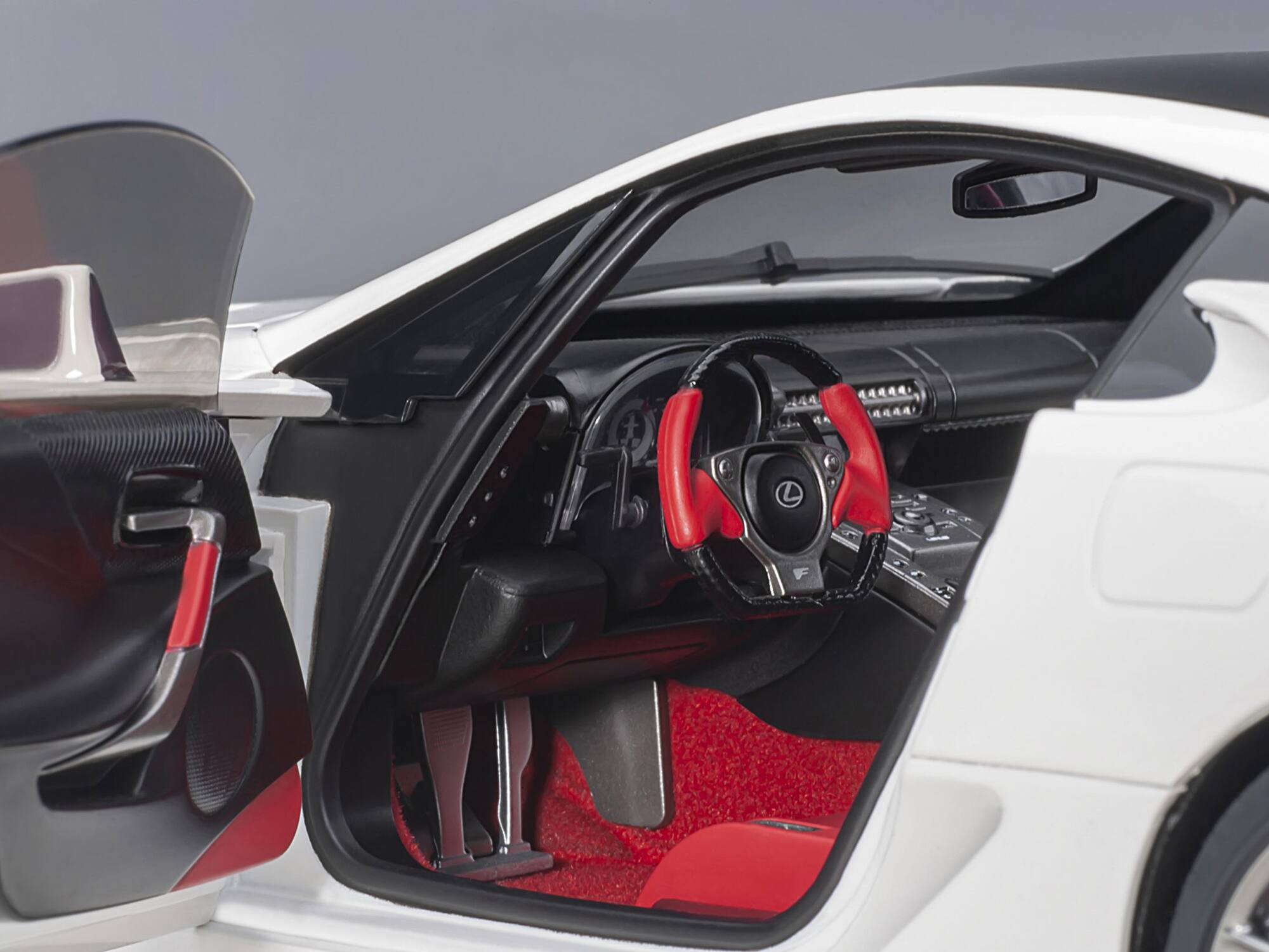 Alt View 3. Autoart - Lexus LFA Whitest White with Carbon Top 1/18 Model Car by Autoart.