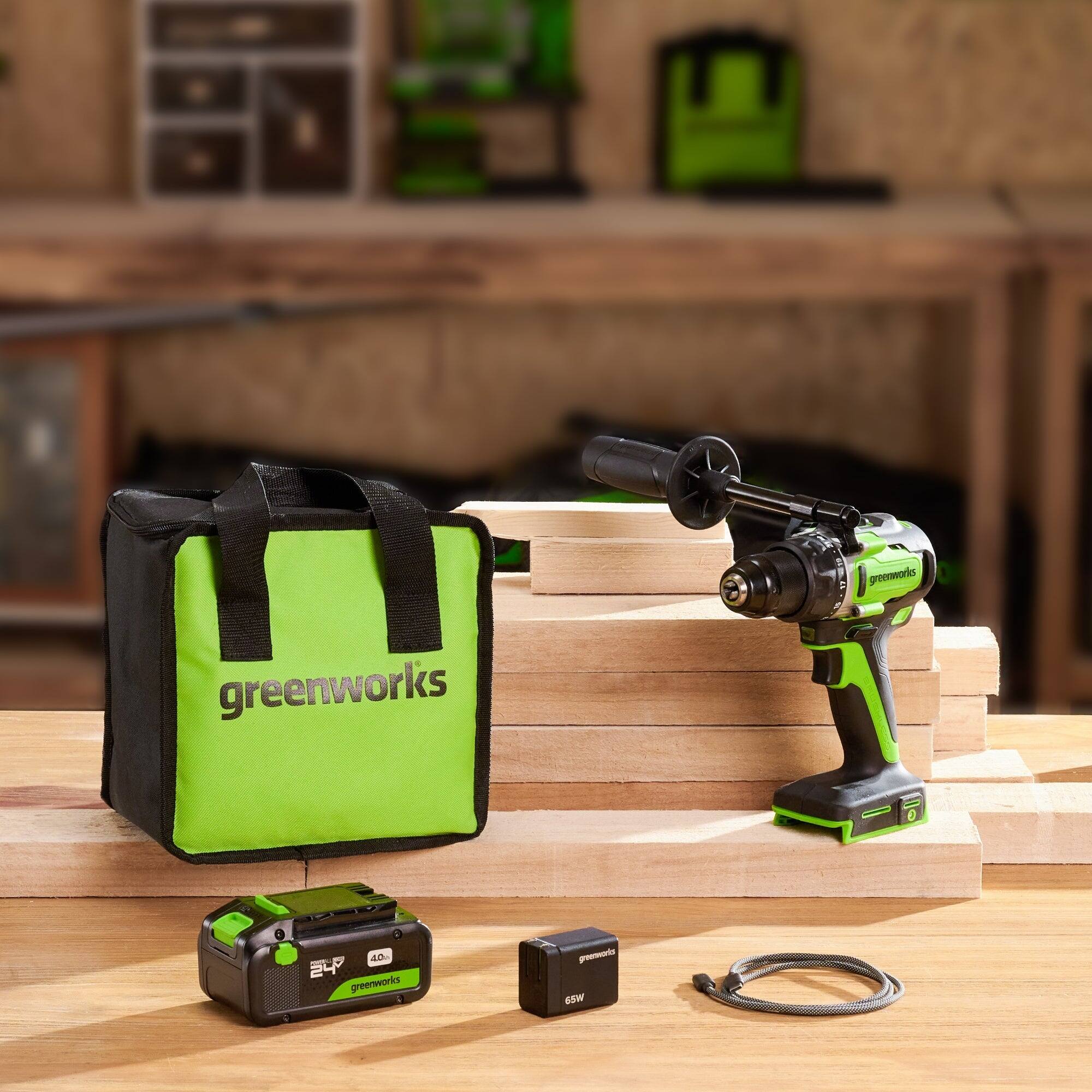 greenworks  
greenworks  
e a E 2  
greenworks  
gronoris 65W