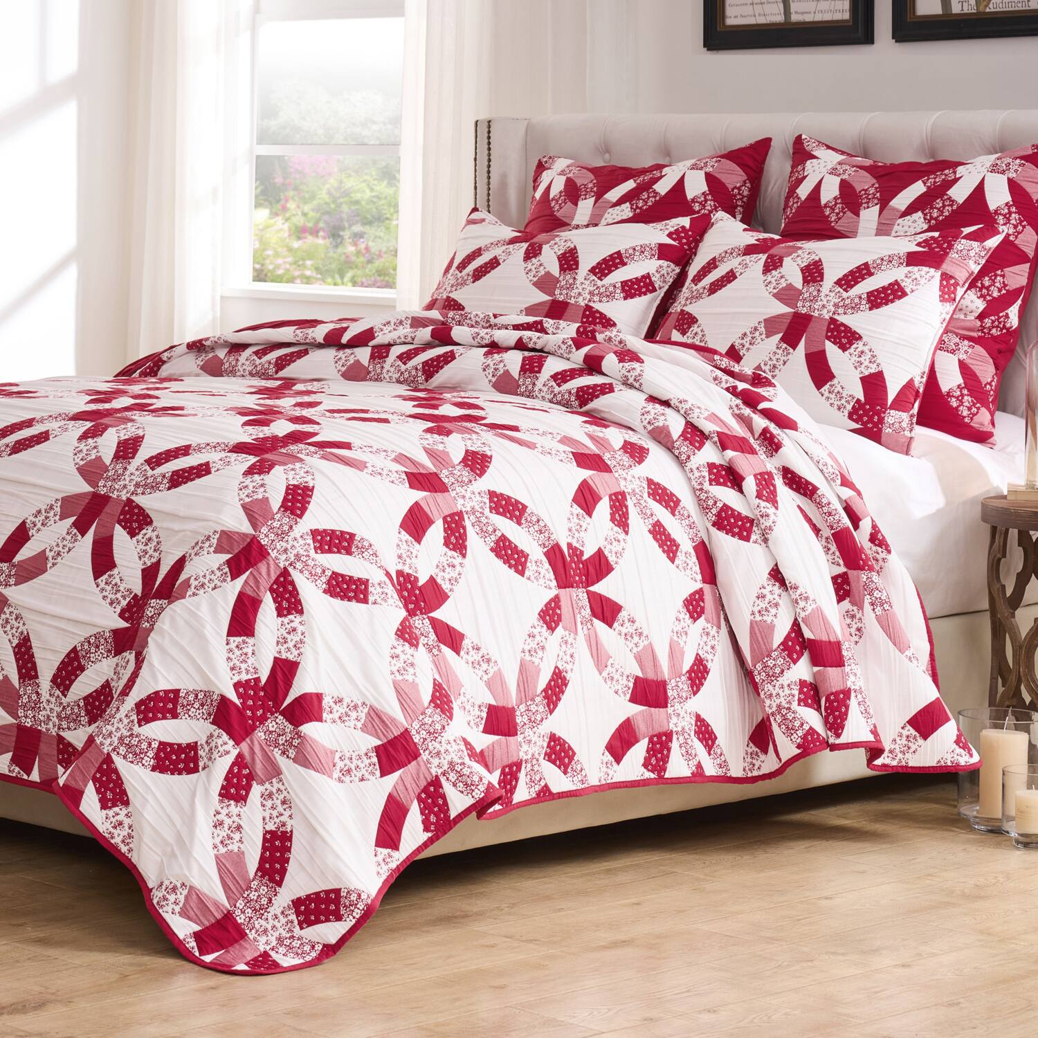 Left. Greenland Home Fashions - Greenland Home Fashions 100% Jacquard Woven Polyester Wedding Ring Coverlet 3 Piece Set Full/Queen Red - Red.