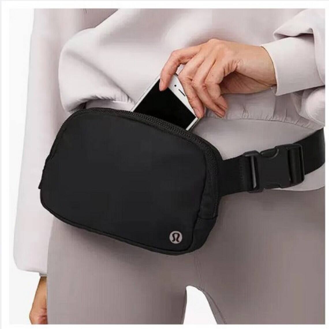 Back. Giantpower - Athletica Everywhere Lululemon Belt Bag 1L - Black - Black.