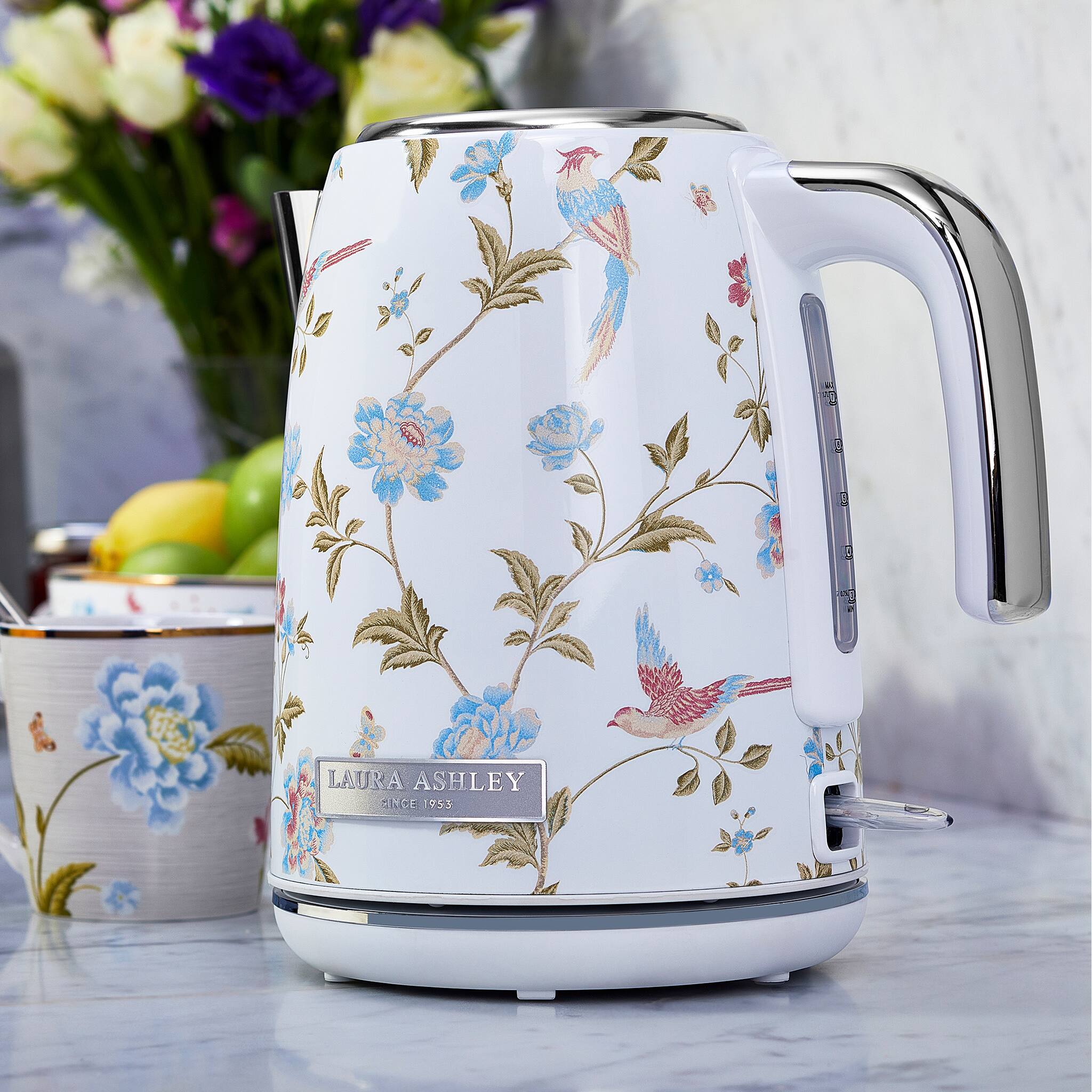 LAURA ASHLEY  
SINCE 1953