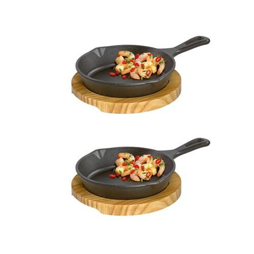 Angle. Kuechenprofi - Kchenprofi Serving Pan Round With Wooden Board (2 pack) - Black.