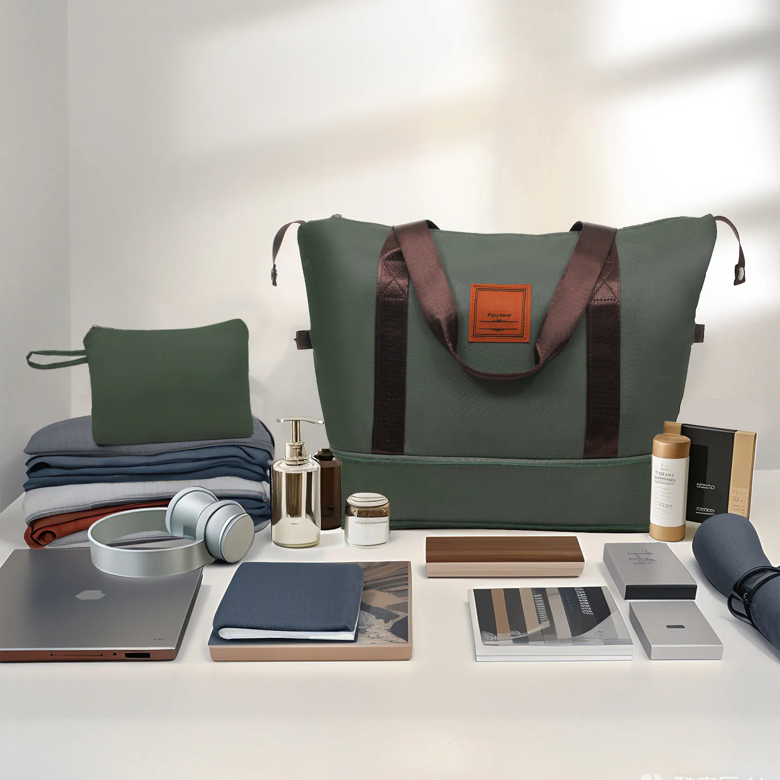 Alt View 5. Chateau Abodes - Luggage Sets 3 Piece 20” Carry on Luggage Hardside Lightweight Travel Suitcase, Airline Approved, TSA Lock - Inky Green.