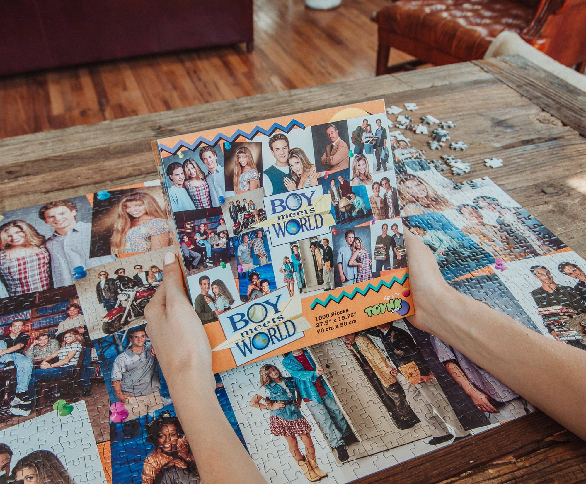 BOY meets WORLD  
1000 Pieces  
19.78" x 27.6" (50 cm x 70 cm)  
TOYNK