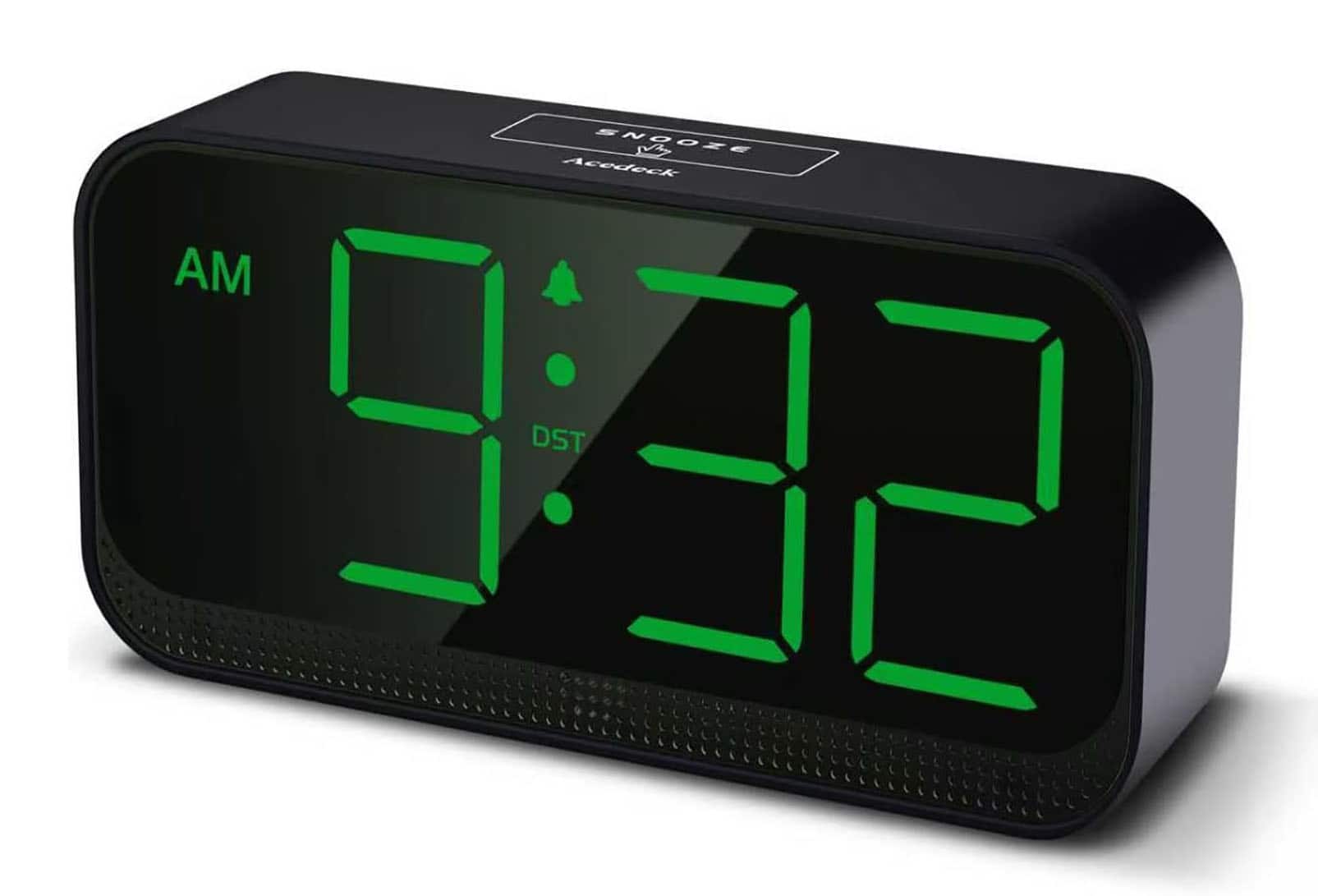 FINEAK - Battery Operated Digital Alarm Clock for Bedroom - Green