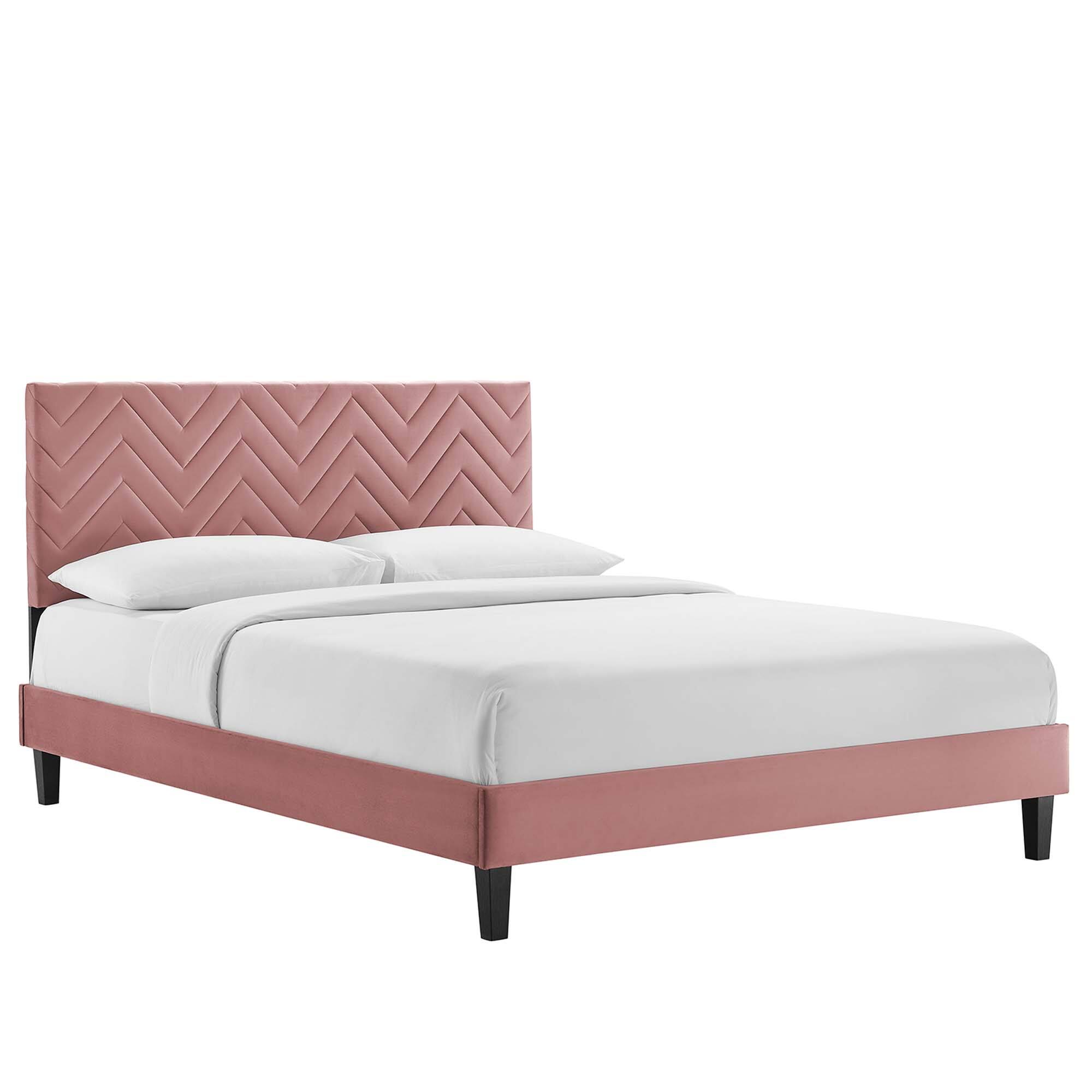 Angle. Modway - Maven Queen Size Boucle Upholstered Platform Bed - Ivory.