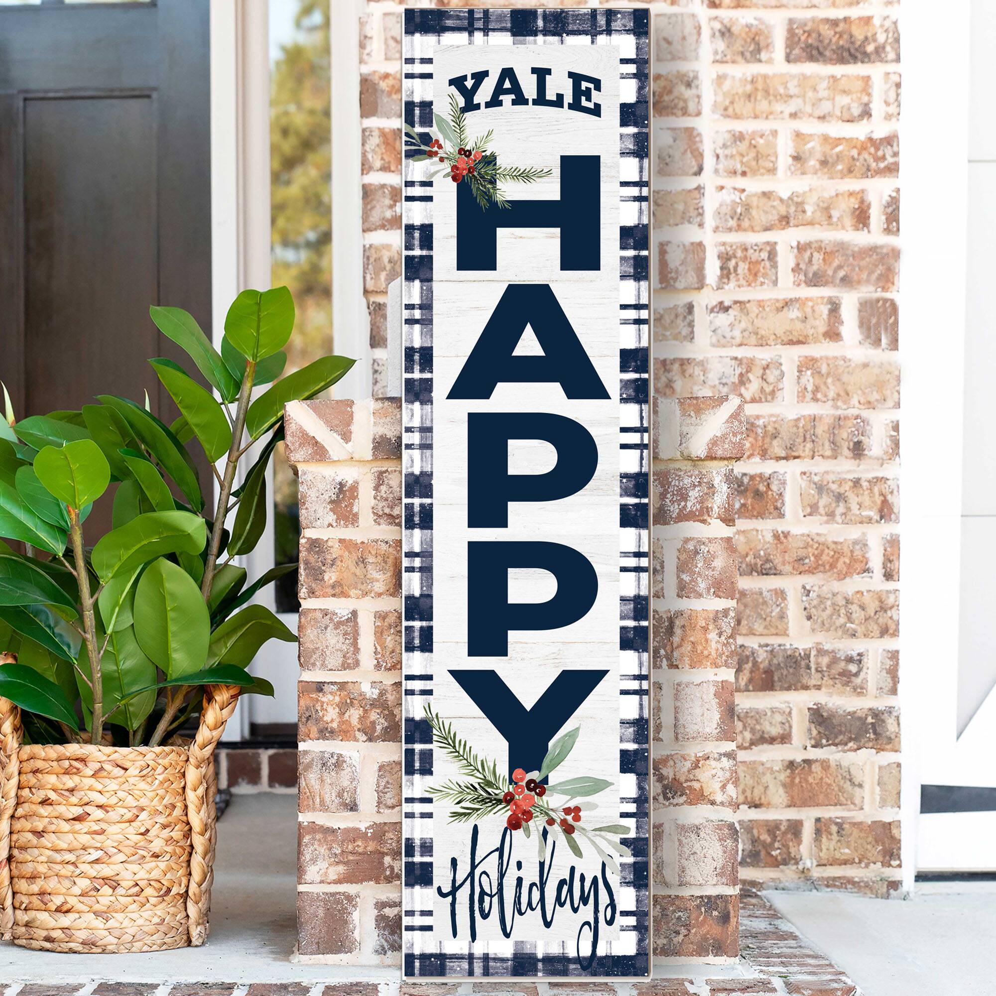 YALE  
HAPPY  
Holidays
