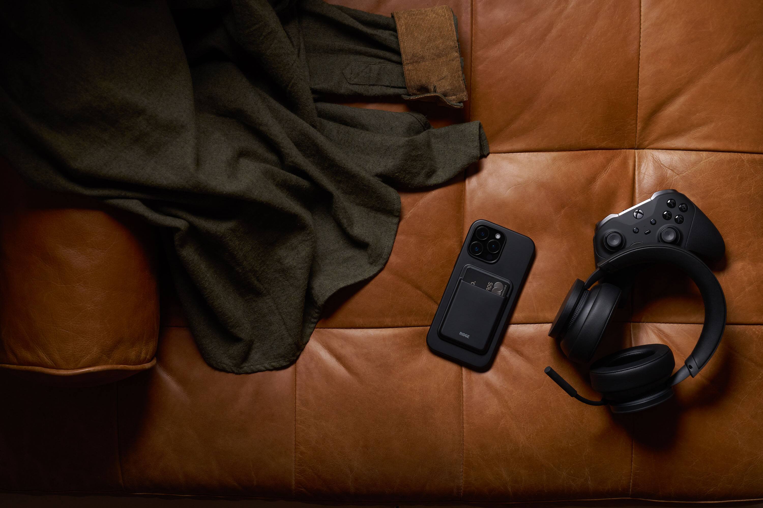 The text on the image reads:

"506 BOGE"