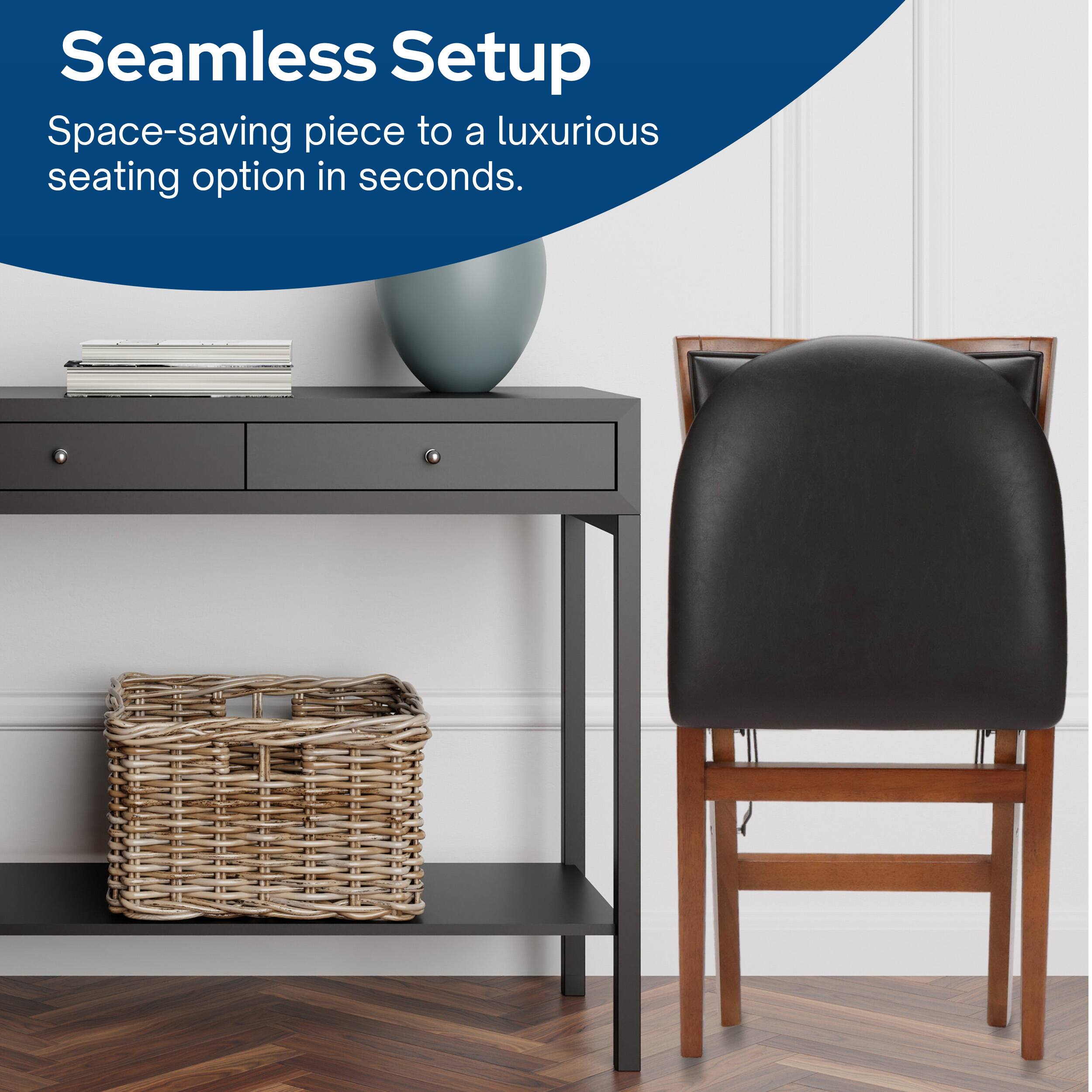 Seamless Setup  
Space-saving piece to a luxurious seating option in seconds.