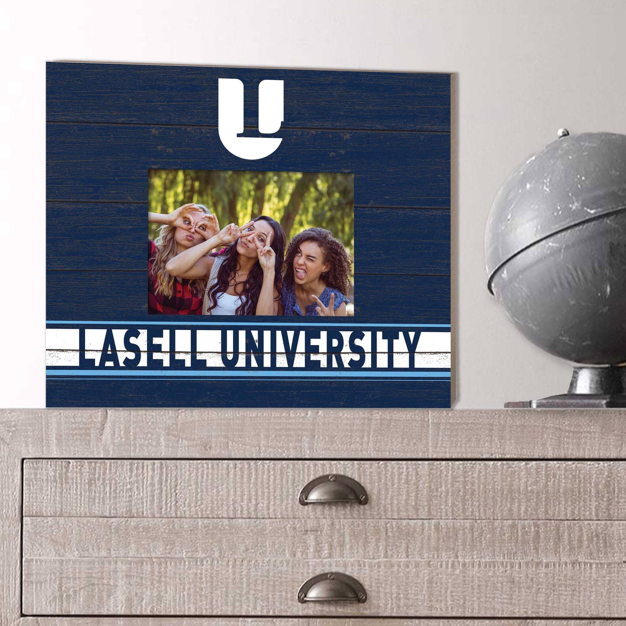 U ASSELL UNIVERSITY