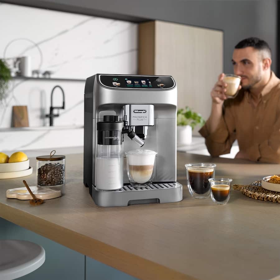 De'Longhi Magnifica Plus Fully Automatic Espresso Machine Silver De'Longhi Magnifica Plus Fully Automatic Espresso Machine Silver