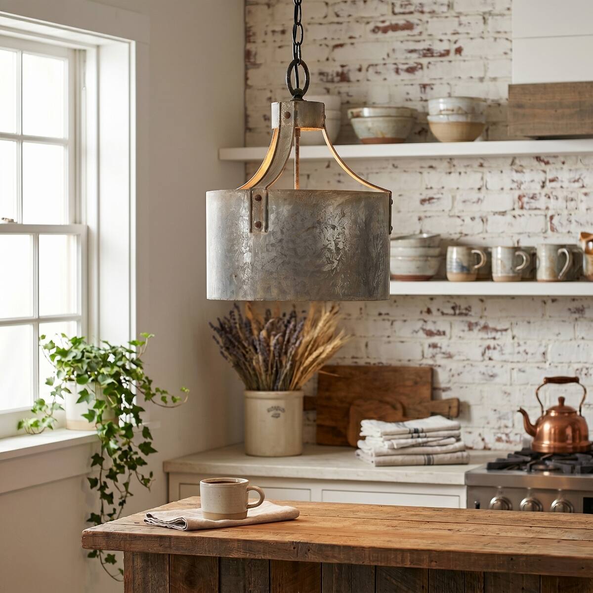 Left. Loheer - Loheer Antique Silver Iron Chandelier, Industrial Farmhouse Pendant Light with Adjustable Chain.