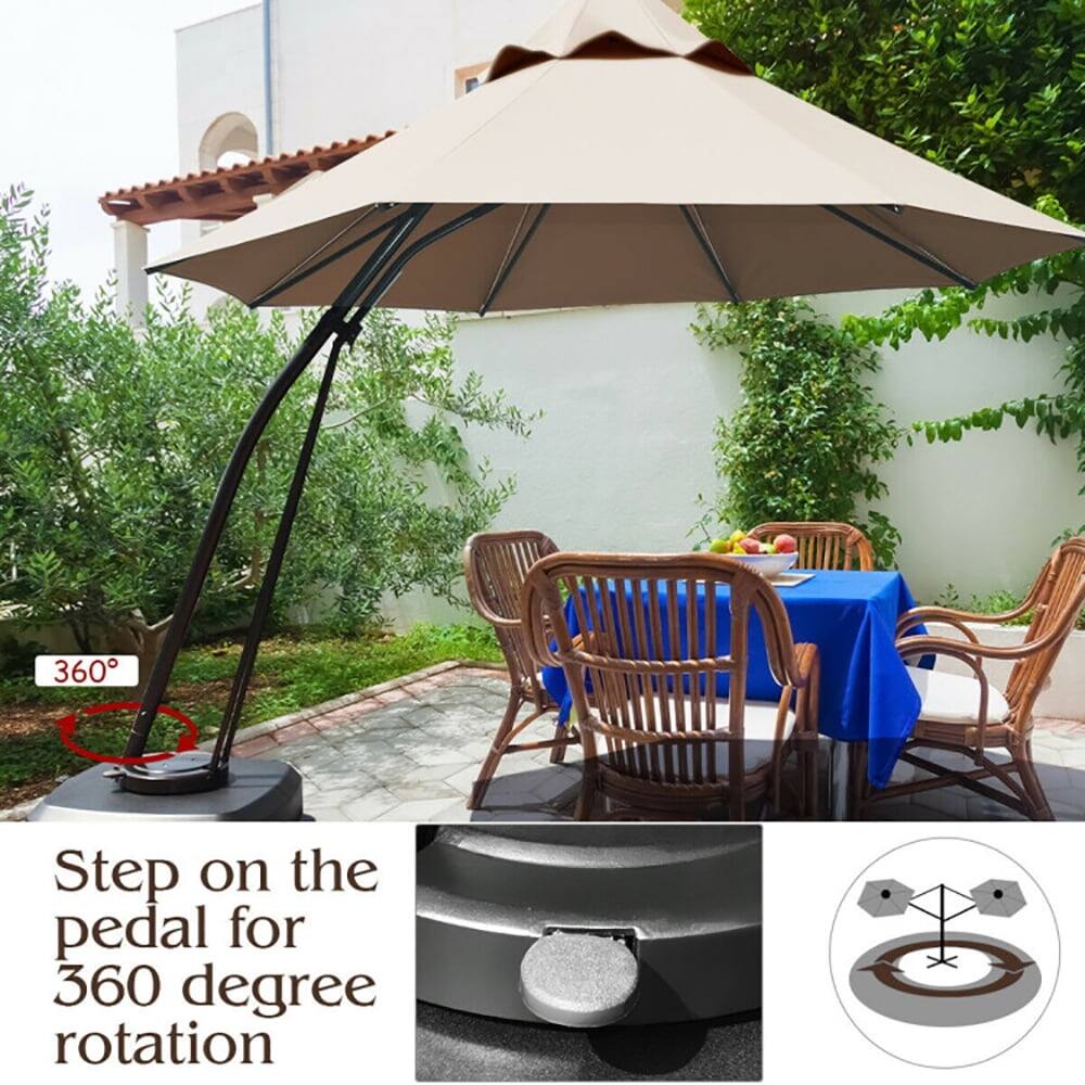 Step on the pedal for 360 degree rotation