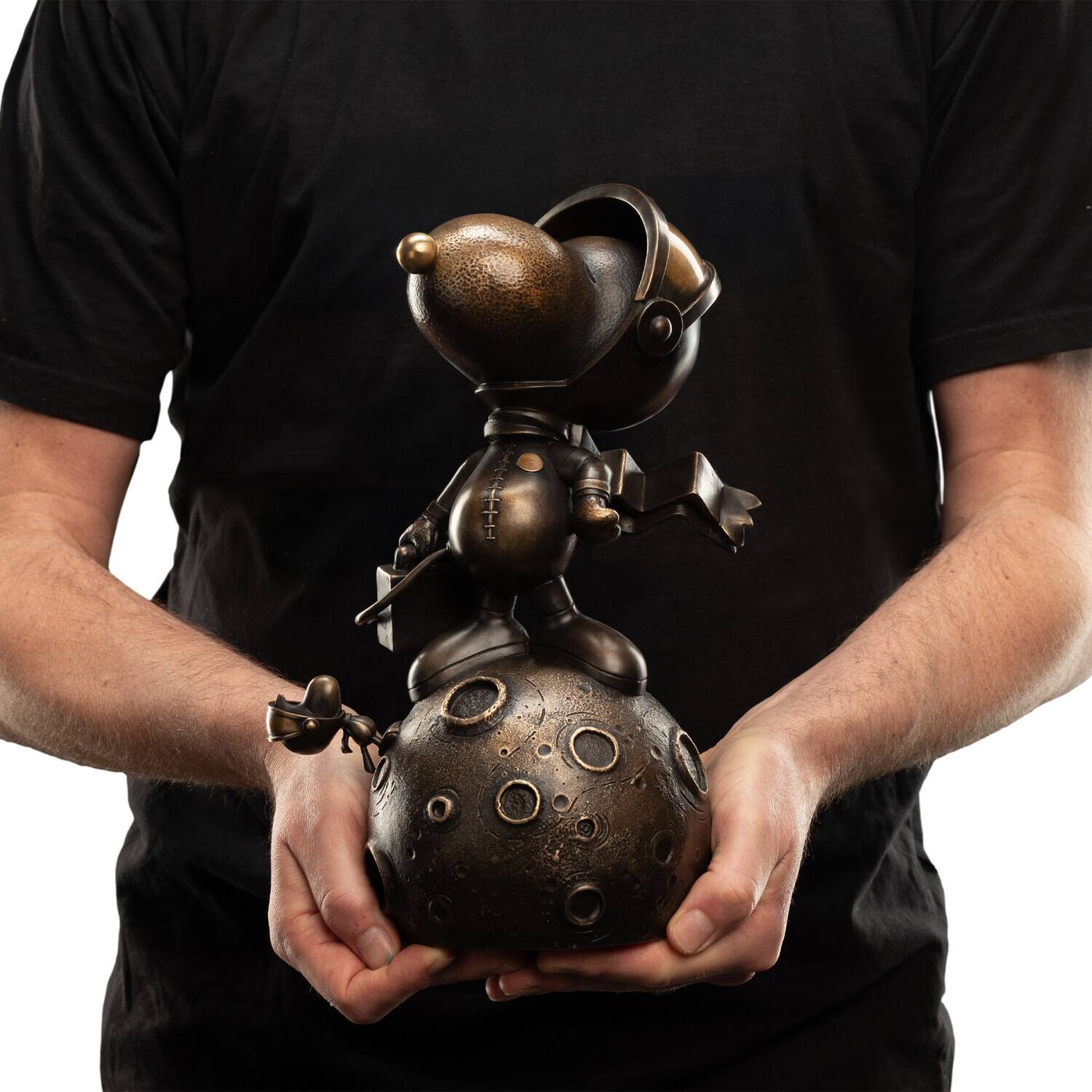 Alt View 1. Weta Workshop - Weta Workshop Bronze Statue - Peanuts - Snoopy: First Beagle on the Moon   - COLLECTIBLES - Multicolor.