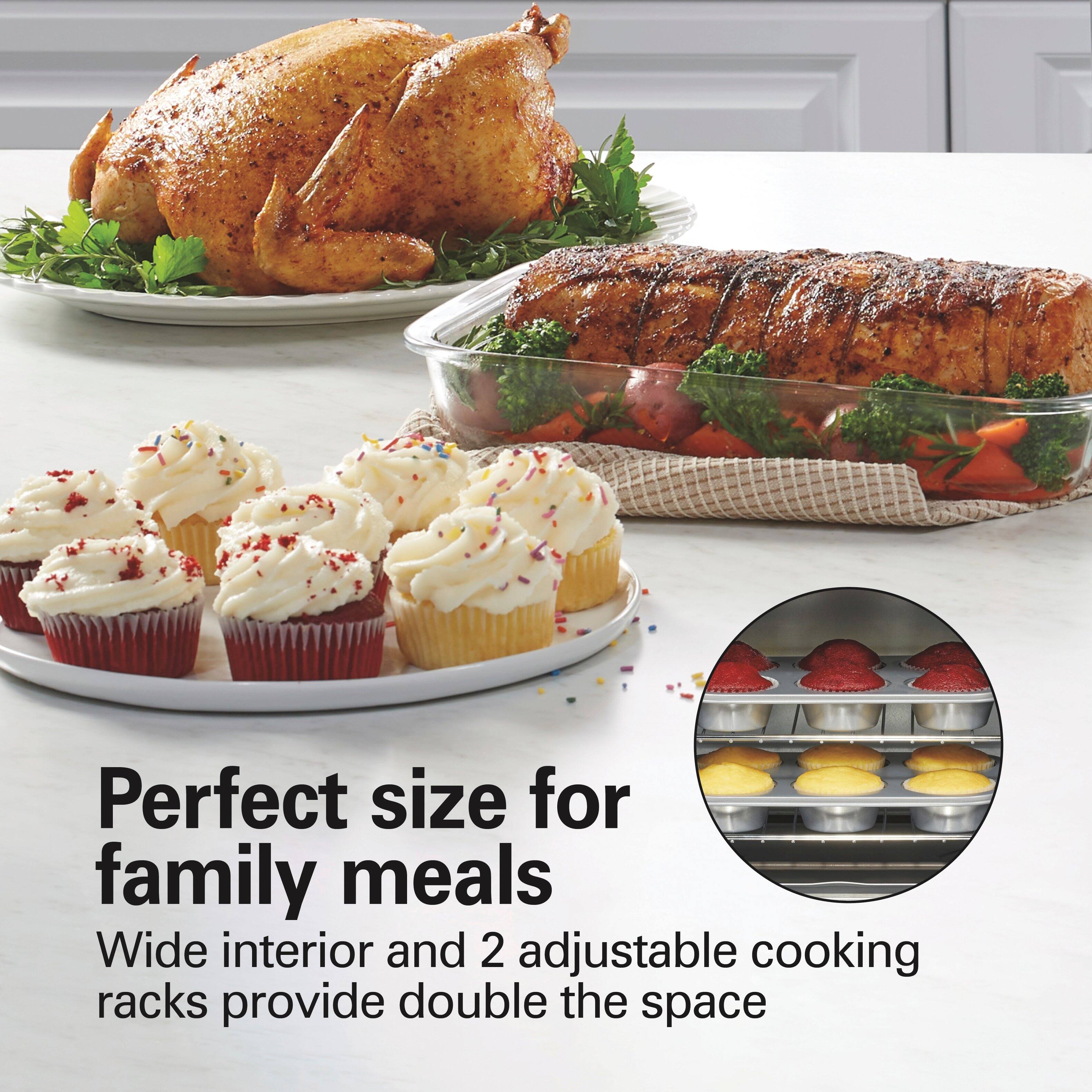 Perfect size for family meals

Wide interior and 2 adjustable cooking racks provide double the space
