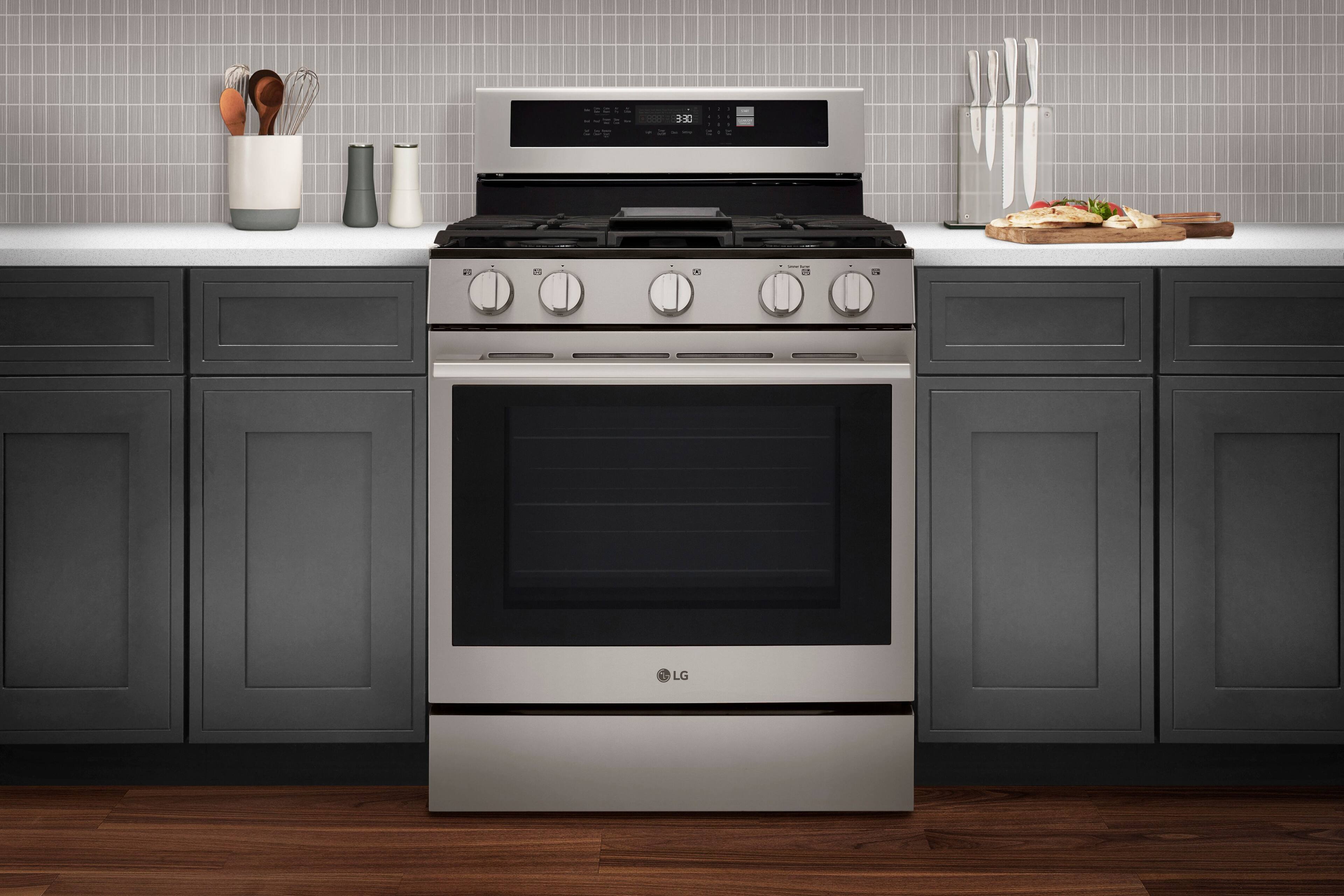 Alt View 23. LG - 30-in Wide 6.3 Cu. Ft. Freestanding Gas True Convection Smart Range with 5 Burners, Air Fry and UltraHeat 20K Burner - PrintProof Stainless Steel.