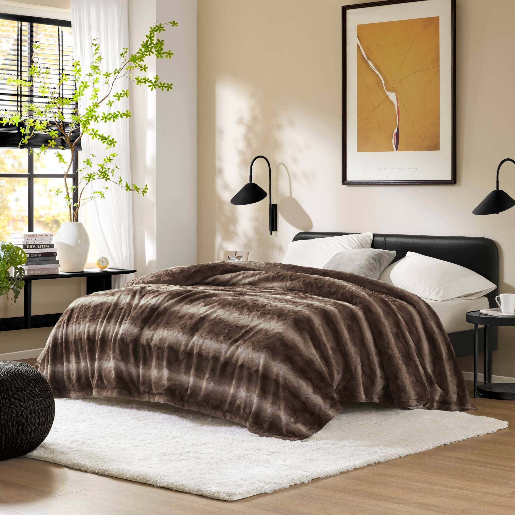 Gracie Mills Alaina Faux Fur Throw Brown - Best Buy