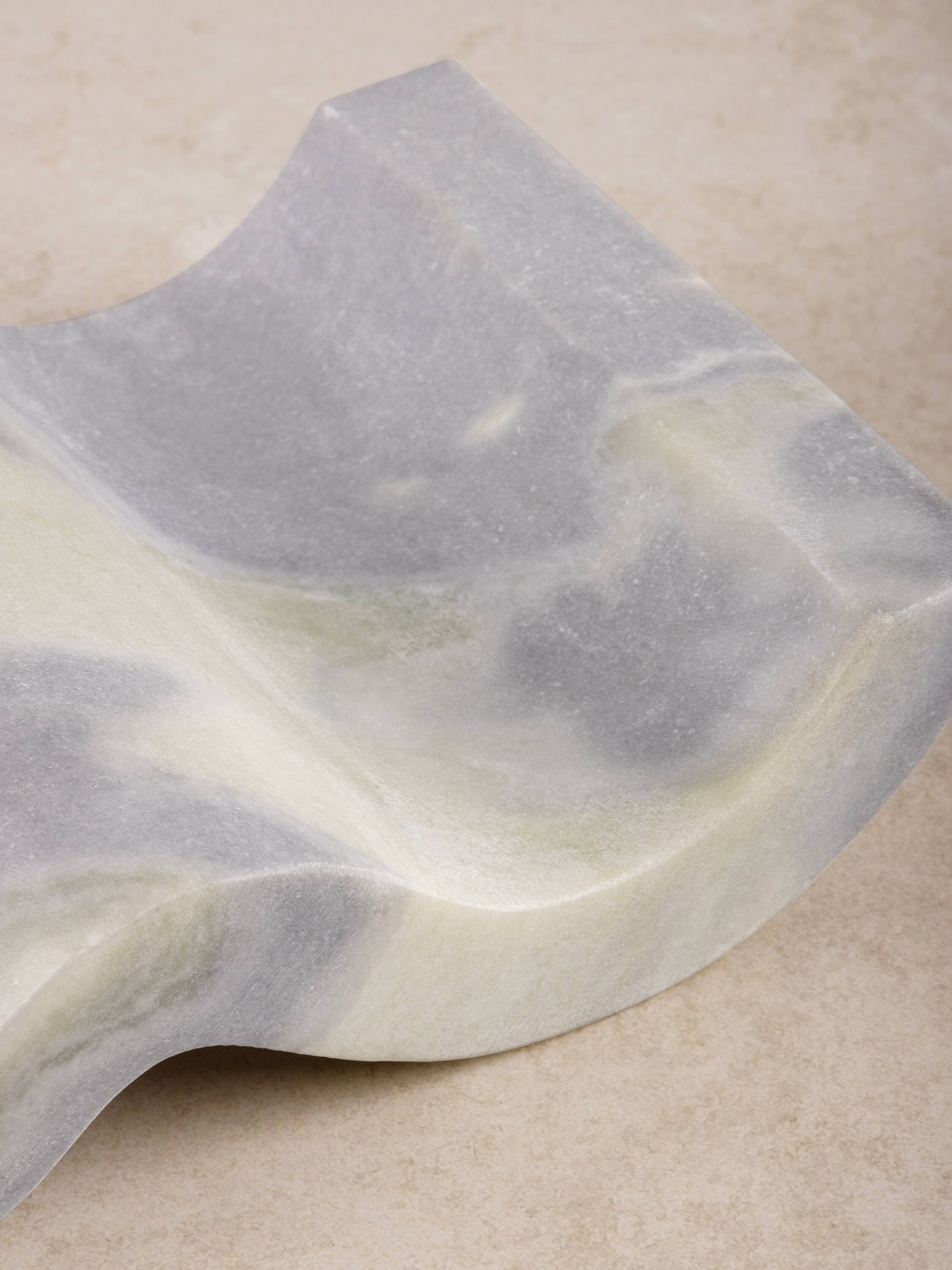 Left. GAURI KOHLI - Georgia Wine Bottle Holder - Green.