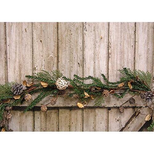 Angle. BreeBe - Birch Cone Pod & Glitter Rattan Ball Garland - Multi.