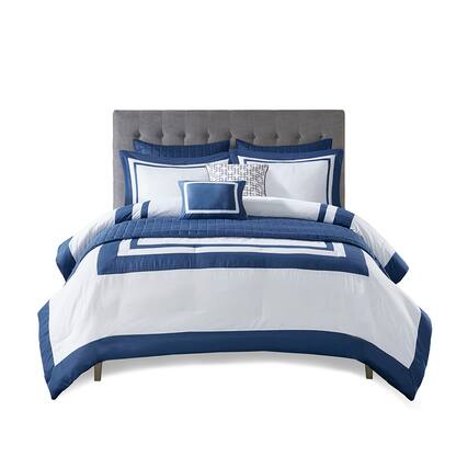 Front. Gracie Mills - Gracie Mills Isiah 8-Piece Soft Brushed Microfiber Comforter and Quilt Set - Navy.