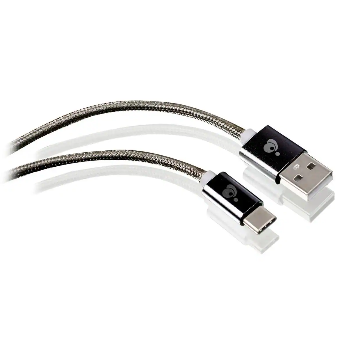 Front. IOGEAR - IOGEAR 6.5' Charge  Sync Pro USB-C to USB-A Cable.